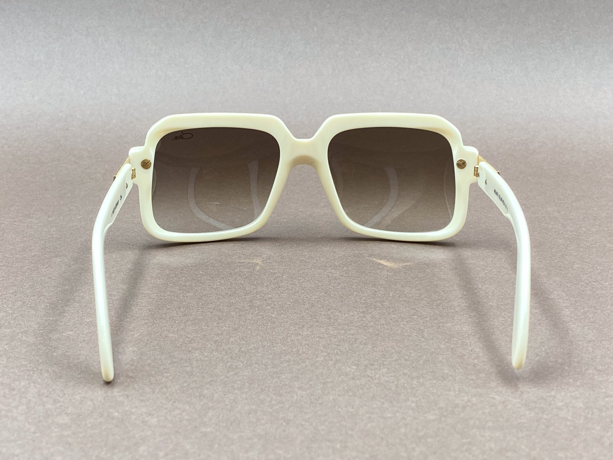 Cazal 607/3 sunglasses - cream and gold