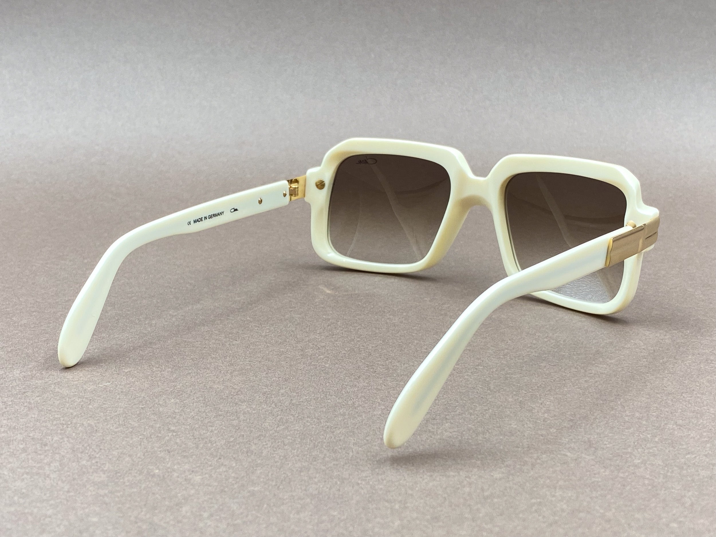 Cazal 607/3 sunglasses - cream and gold