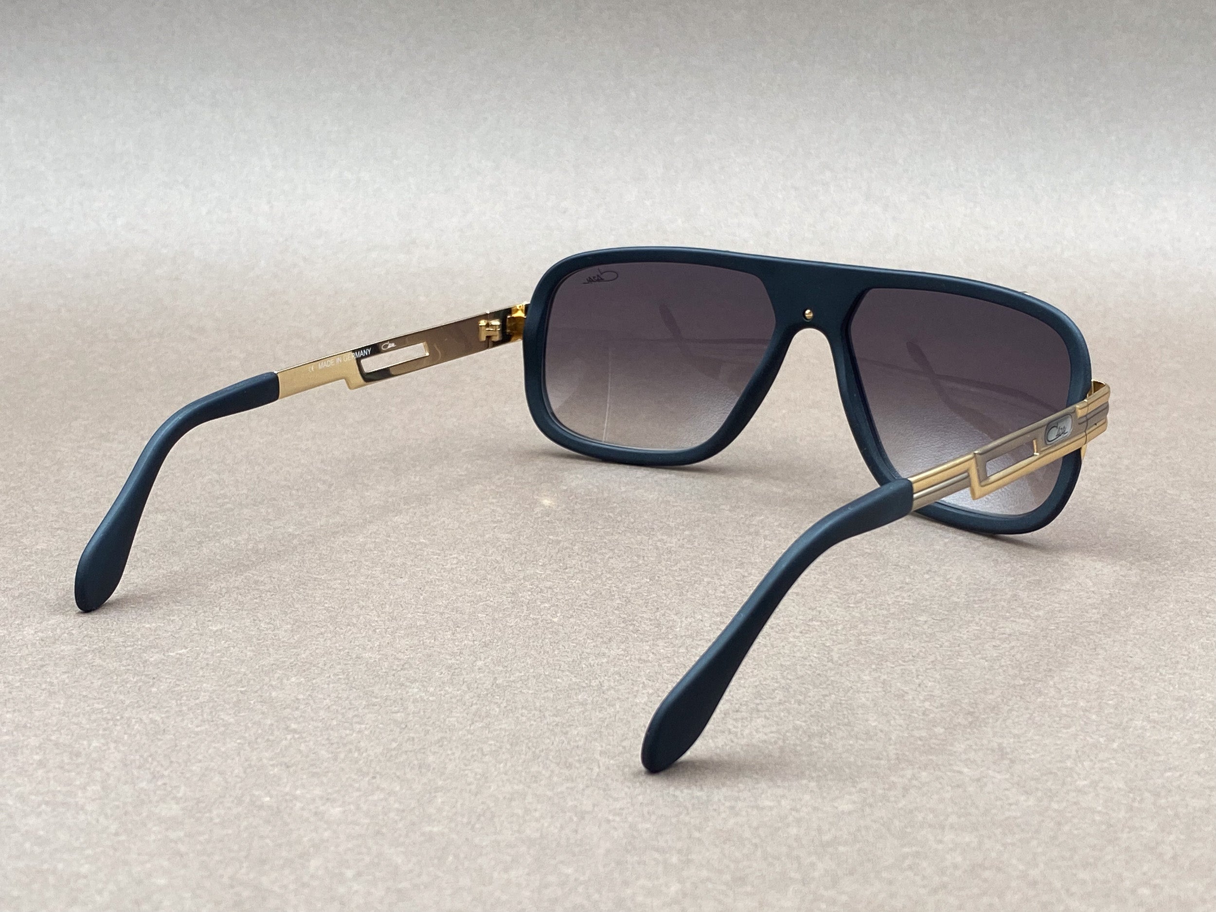 Cazal 665 sunglasses - matte black and bicolour
