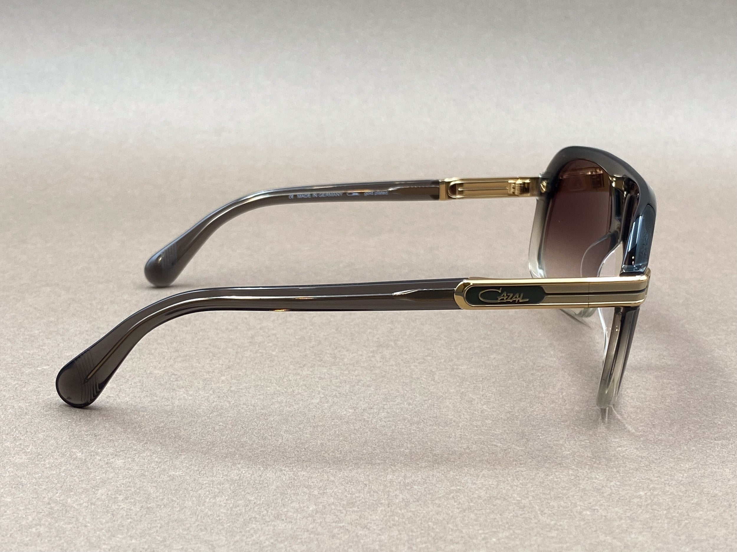 Cazal 685 sunglasses - grey and gold