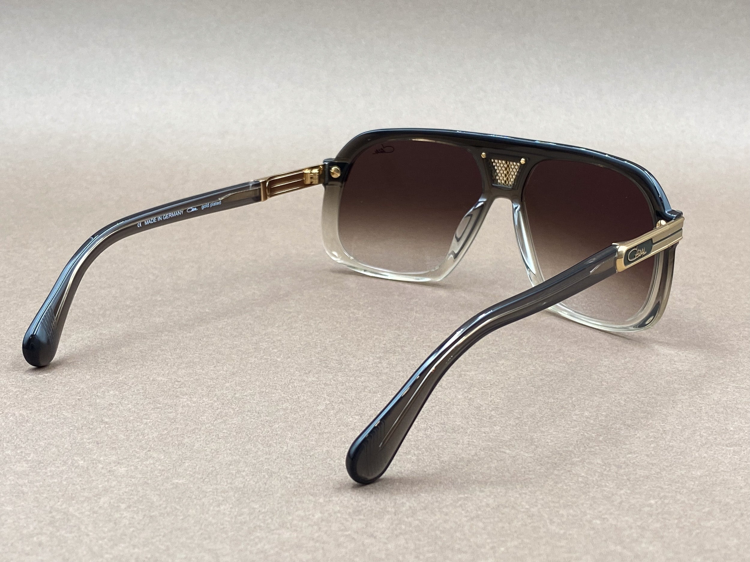 Cazal 685 sunglasses - grey and gold