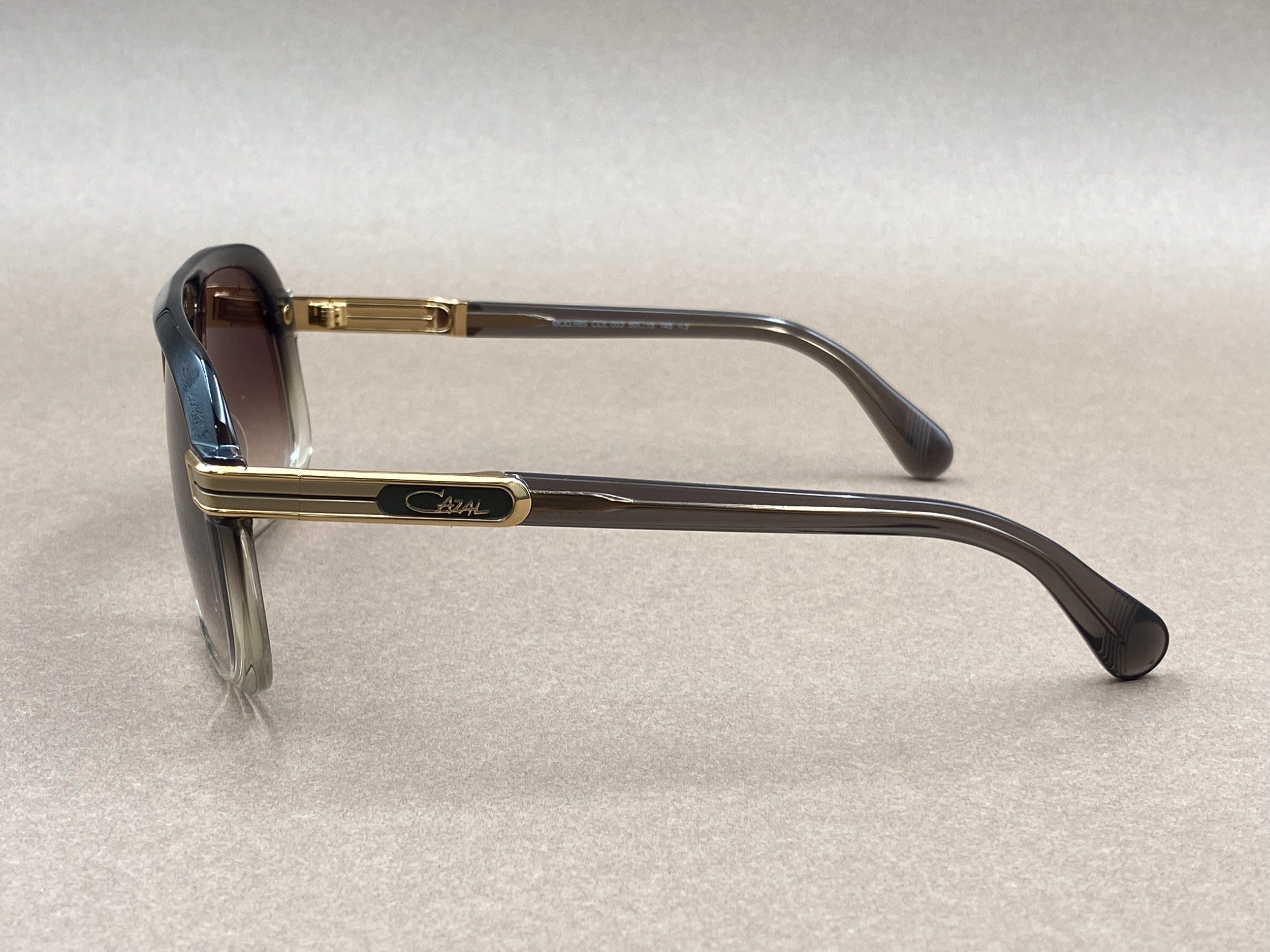 Cazal 685 sunglasses - grey and gold