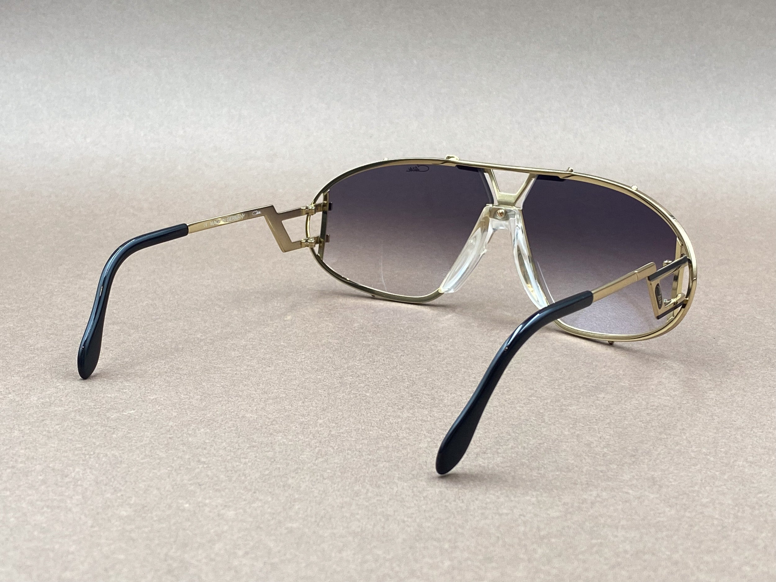 Cazal 907 sunglasses - black and gold