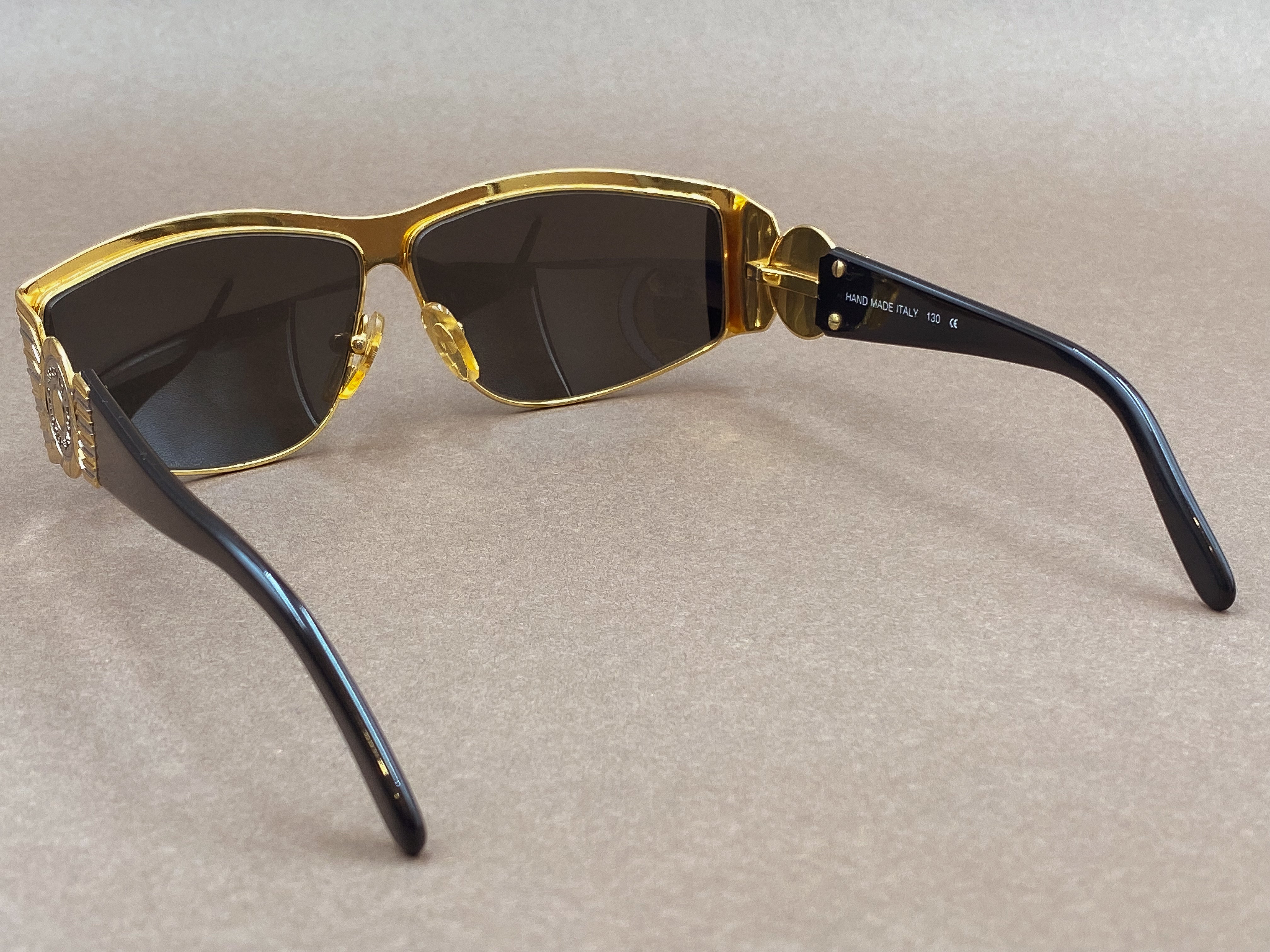 Rochas Paris 9011 80s vintage sunglasses – The House of Iconic Frames