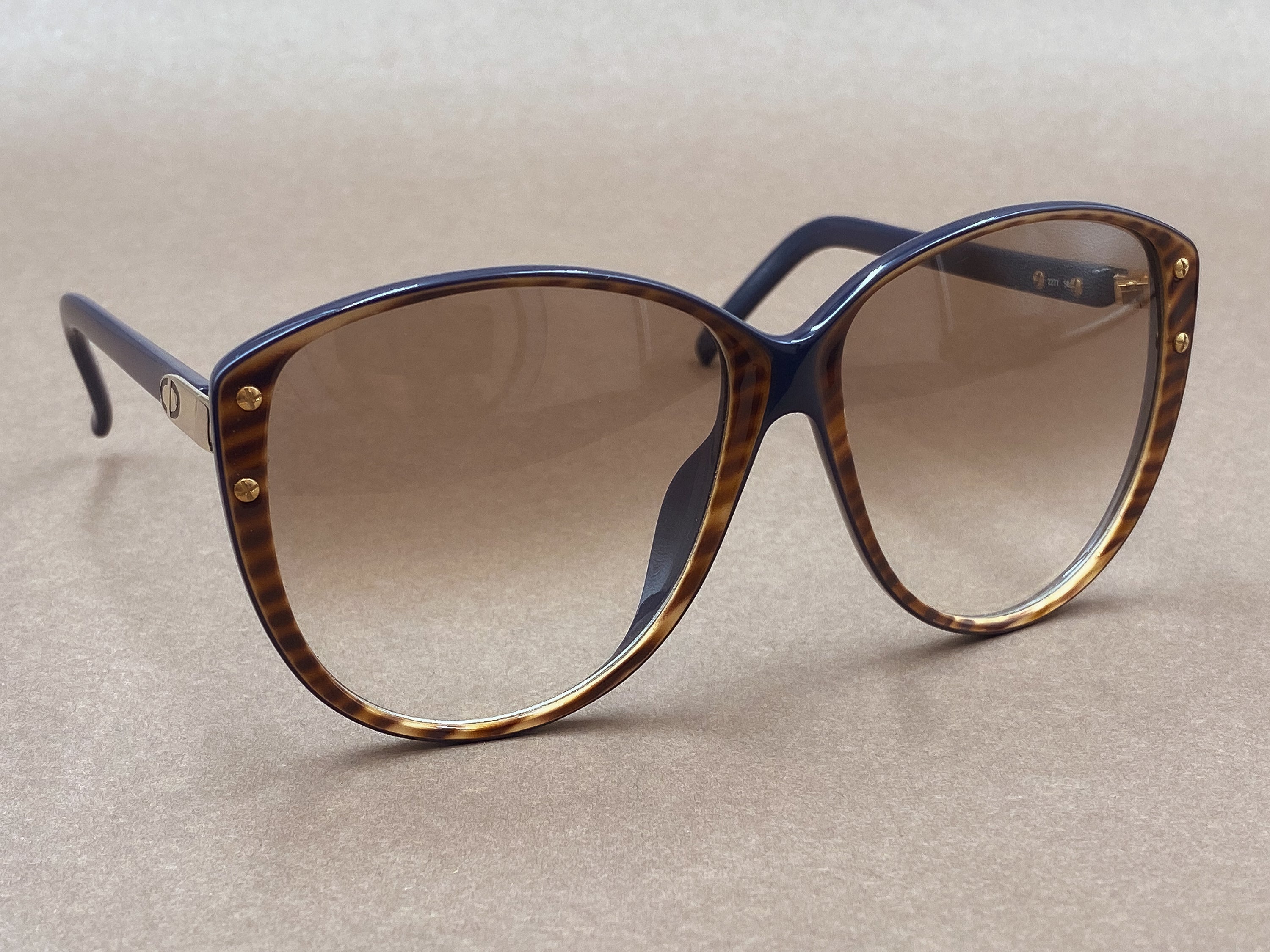 Christian Dior 2277 80s vintage ladies sunglasses