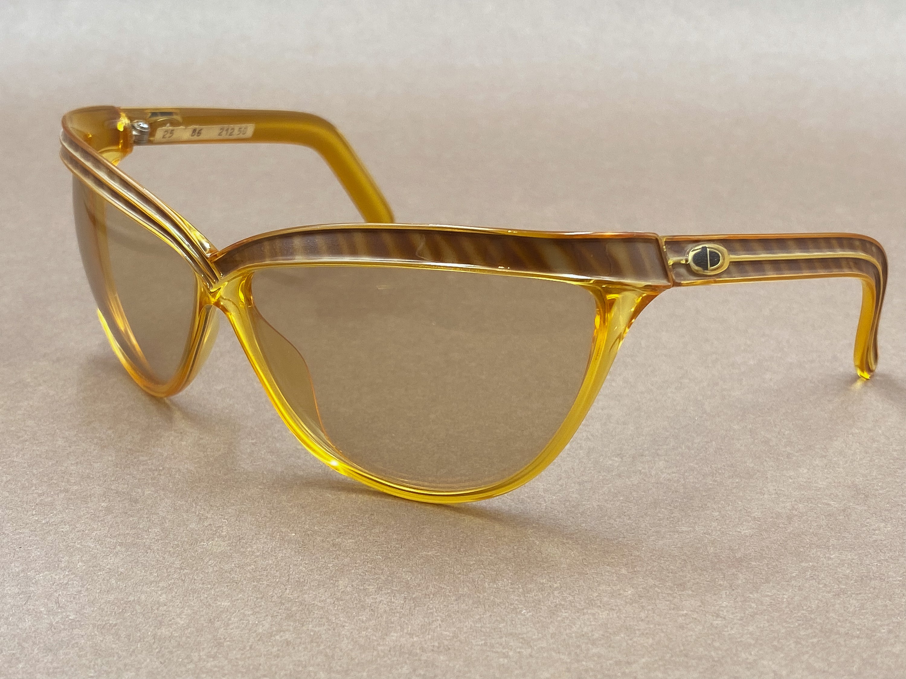 Christian Dior 2205 80s vintage ladies sunglasses