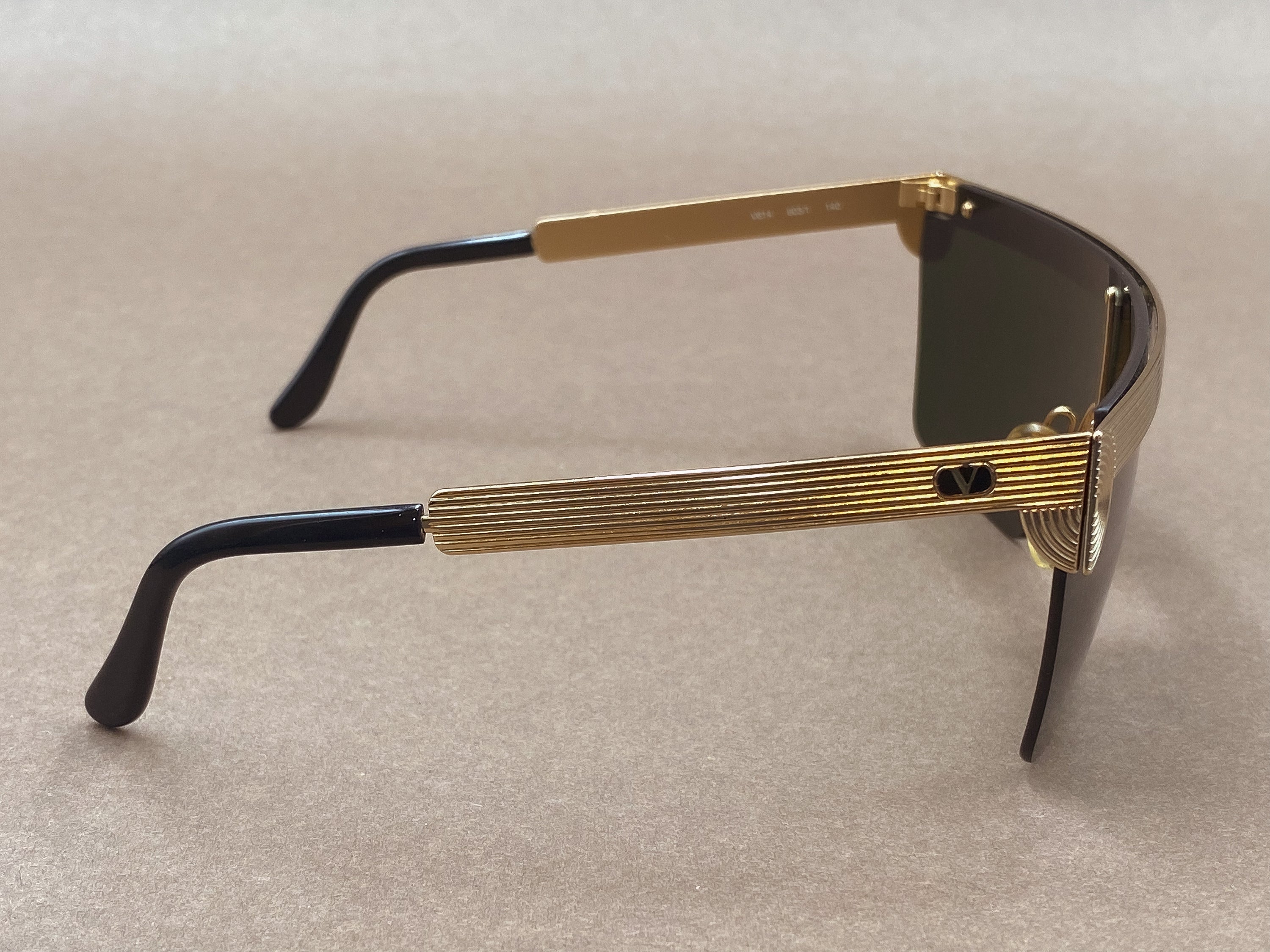 Valentino V614 80s vintage shield sunglasses