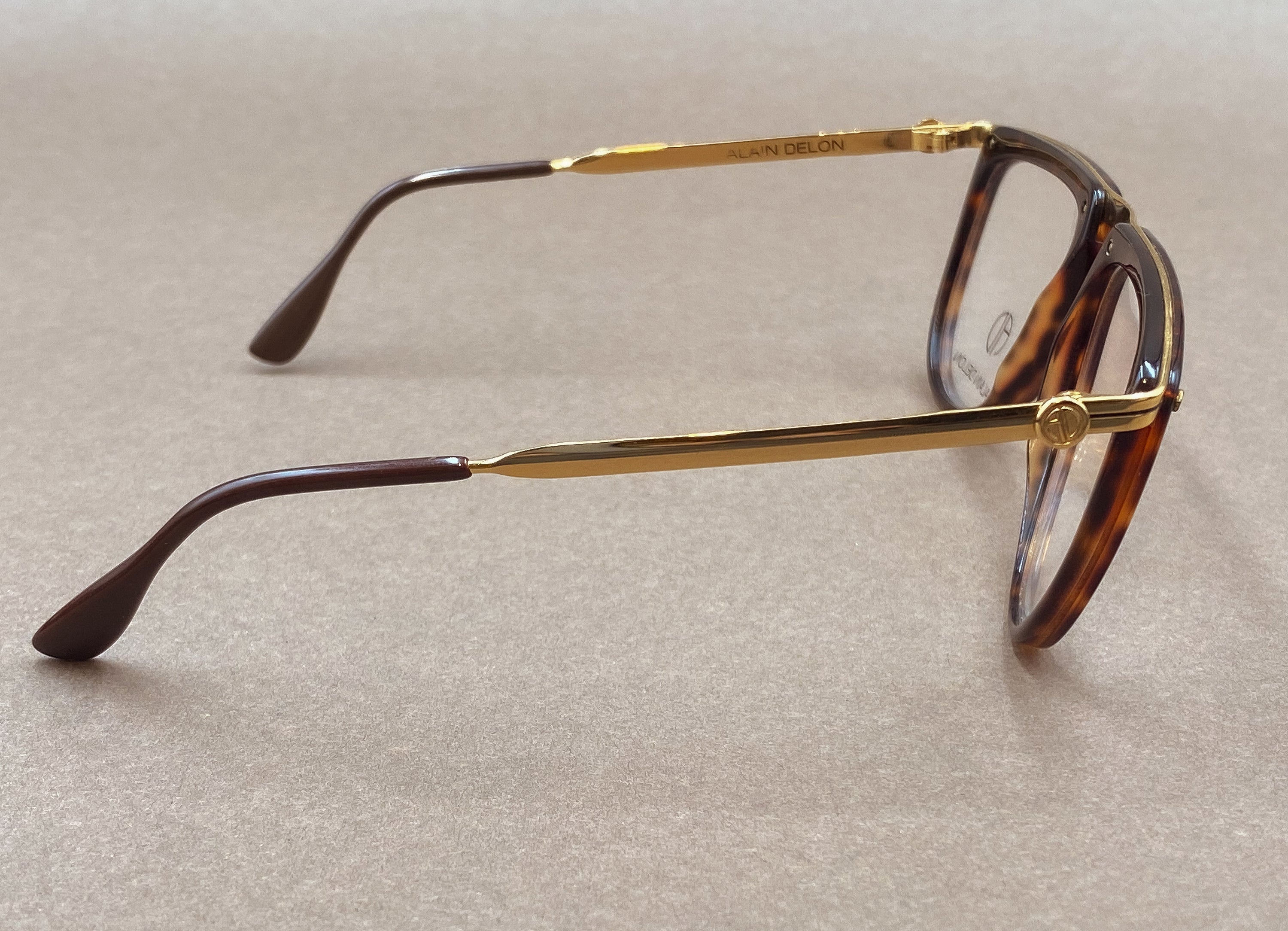 Alain Delon Minos 101 80s vintage glasses