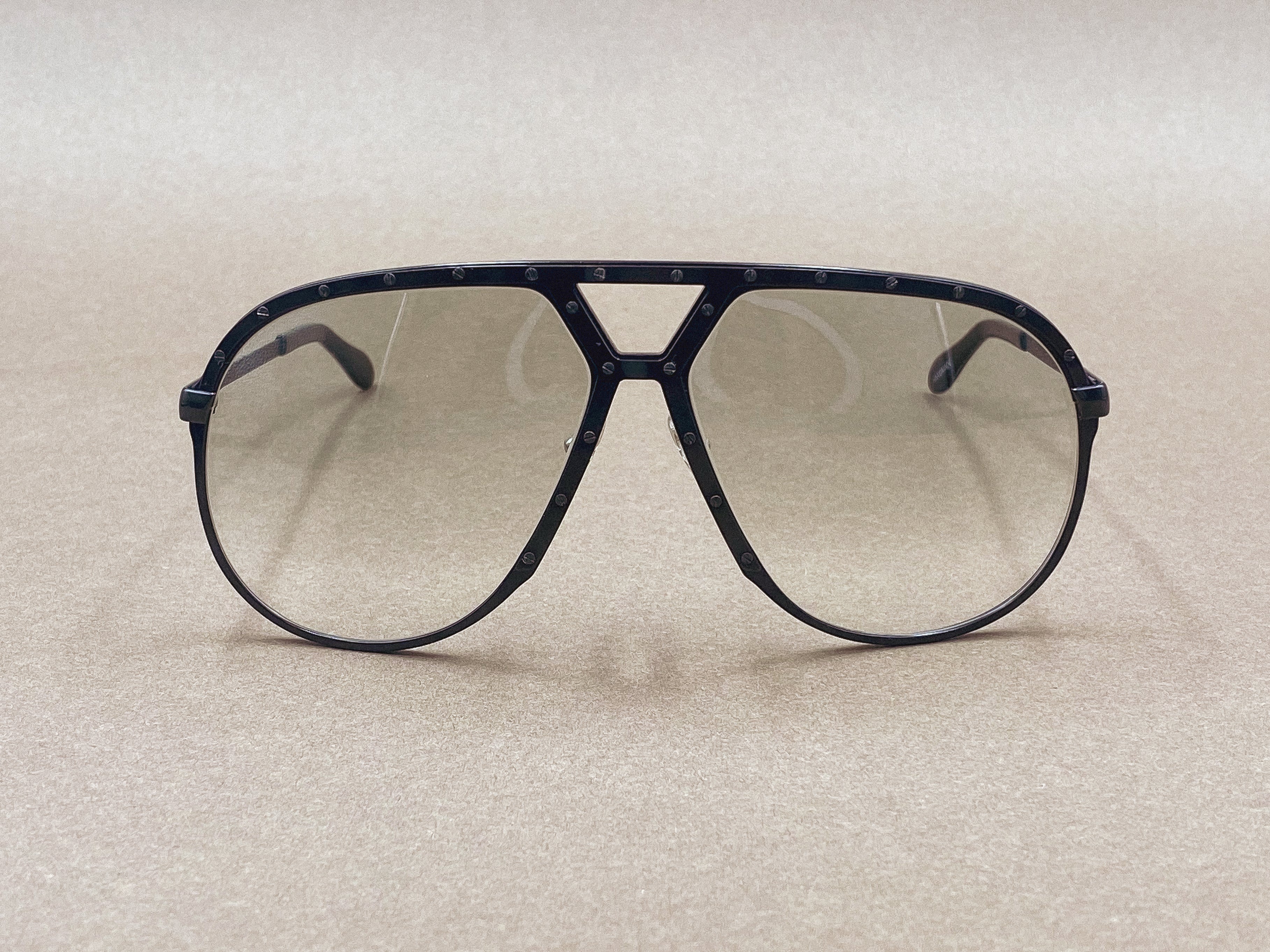 Alpina M1 Legendary 80s all-black sunglasses – The House of Iconic