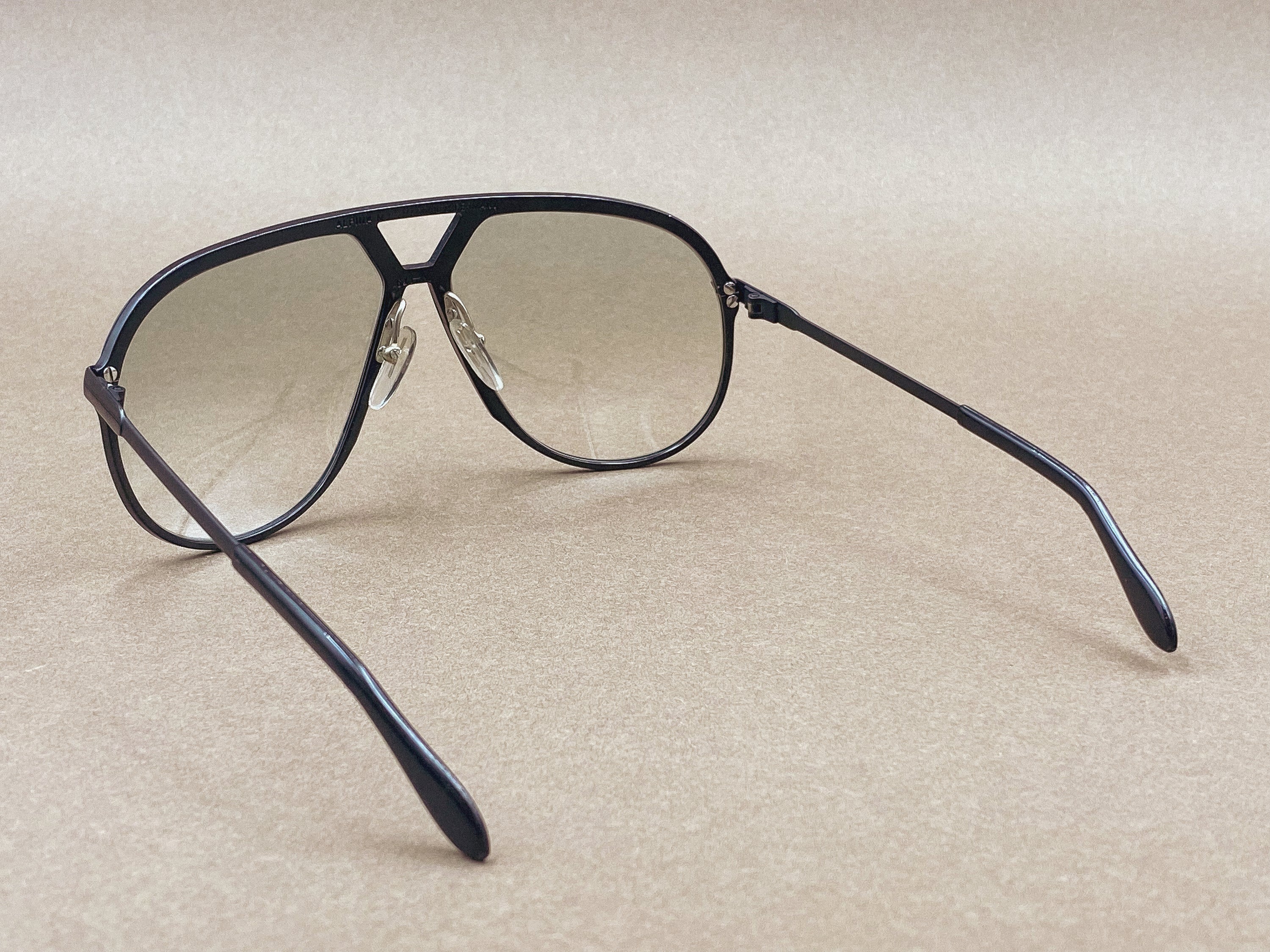 Alpina M1 Legendary 80s all-black sunglasses