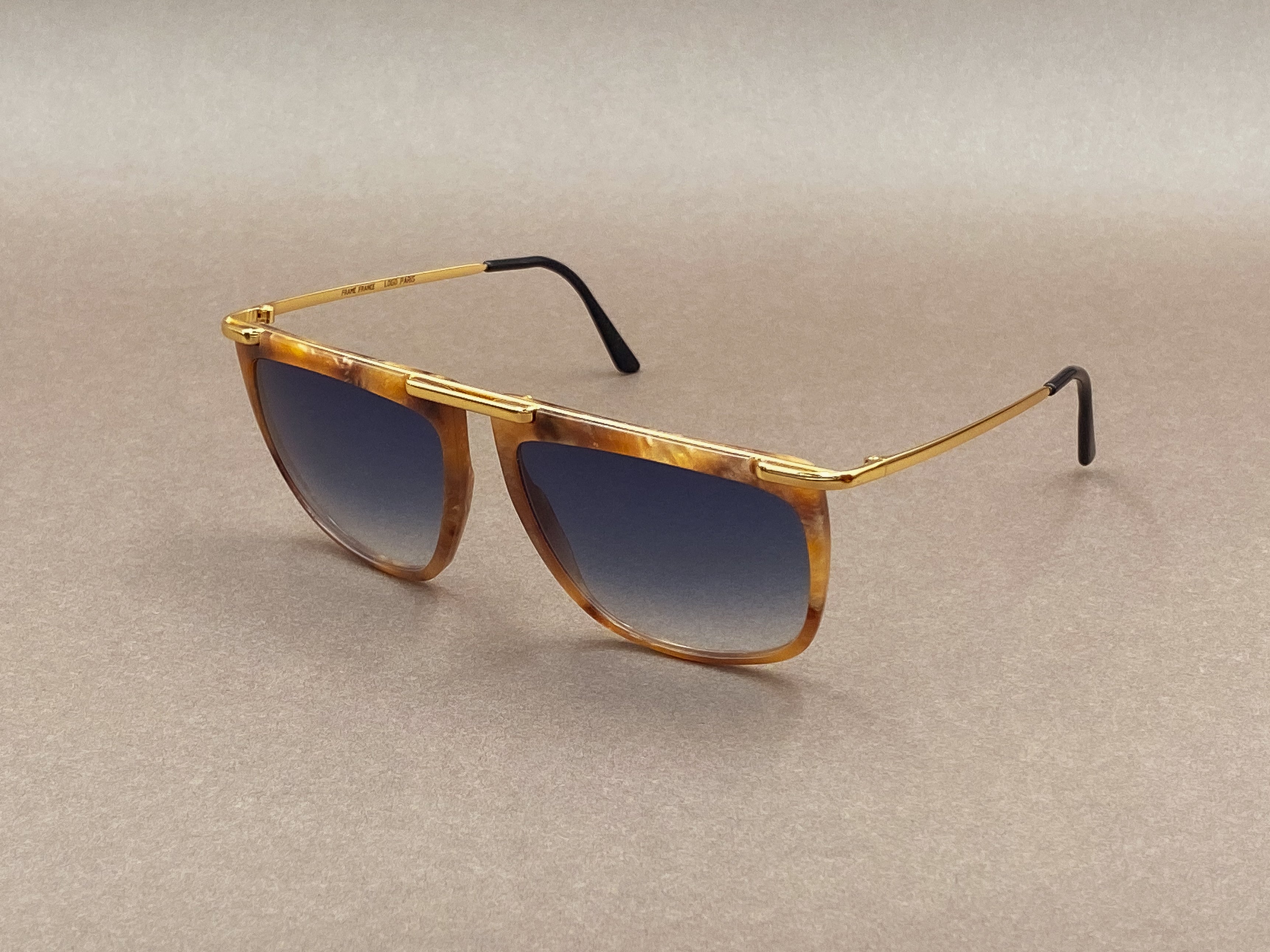 Logo Paris Creative line 02 sunglasses – The House of Iconic Frames
