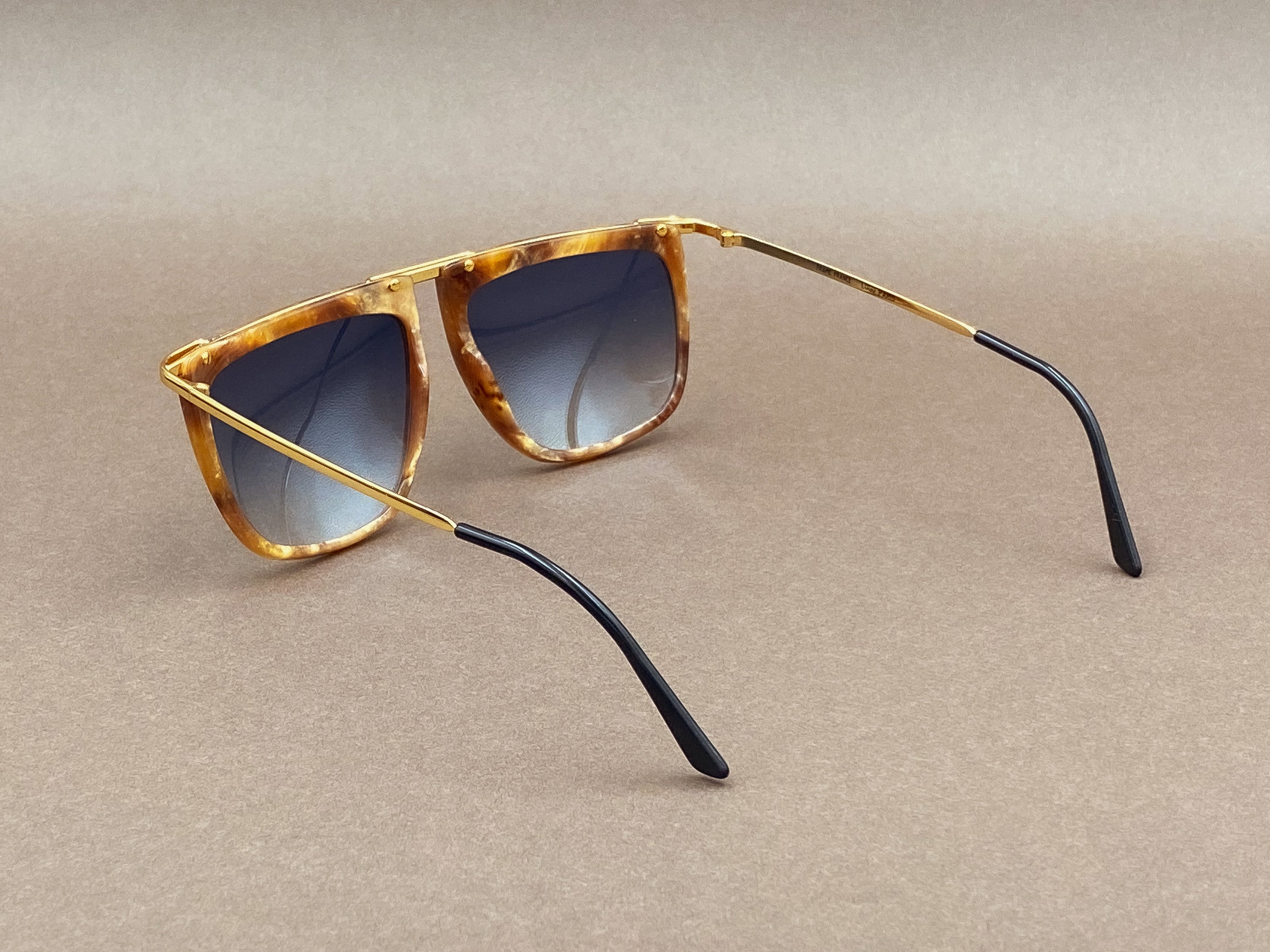 Logo Paris Creative line 02 sunglasses