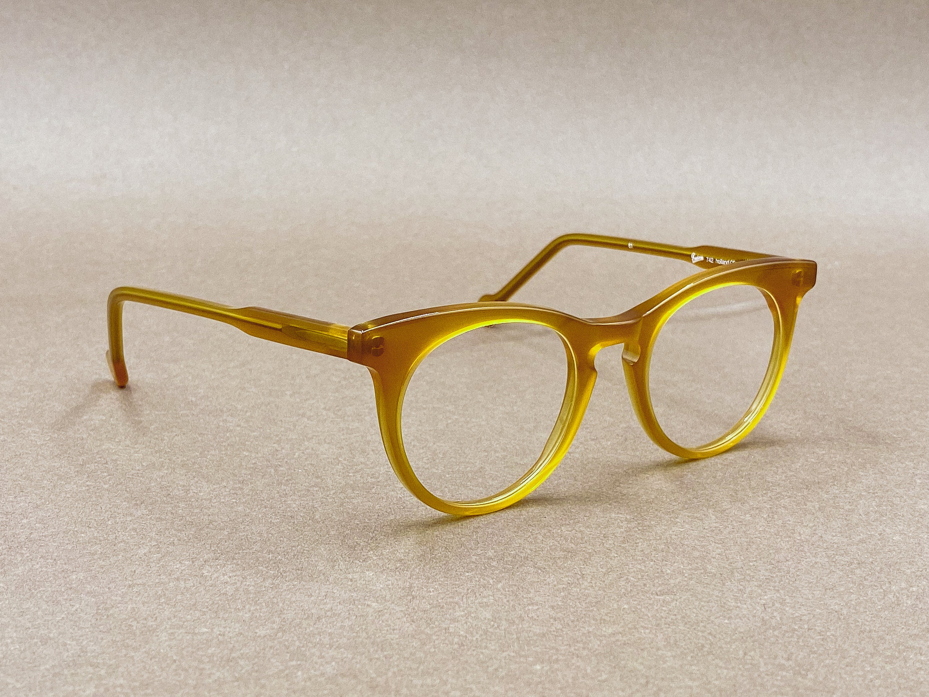 Preciosa 742 handmade glasses
