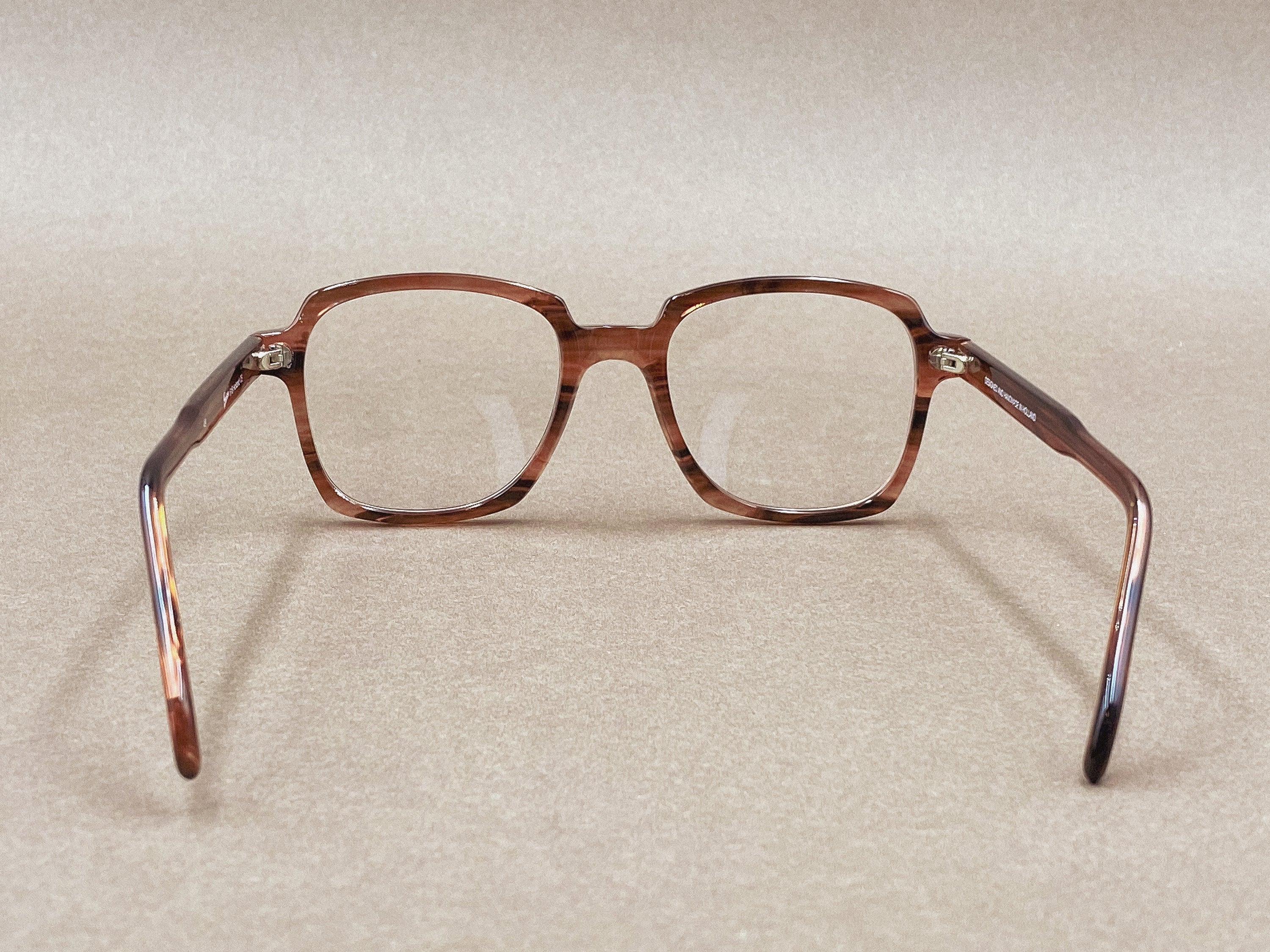 Preciosa 618 red handmade glasses