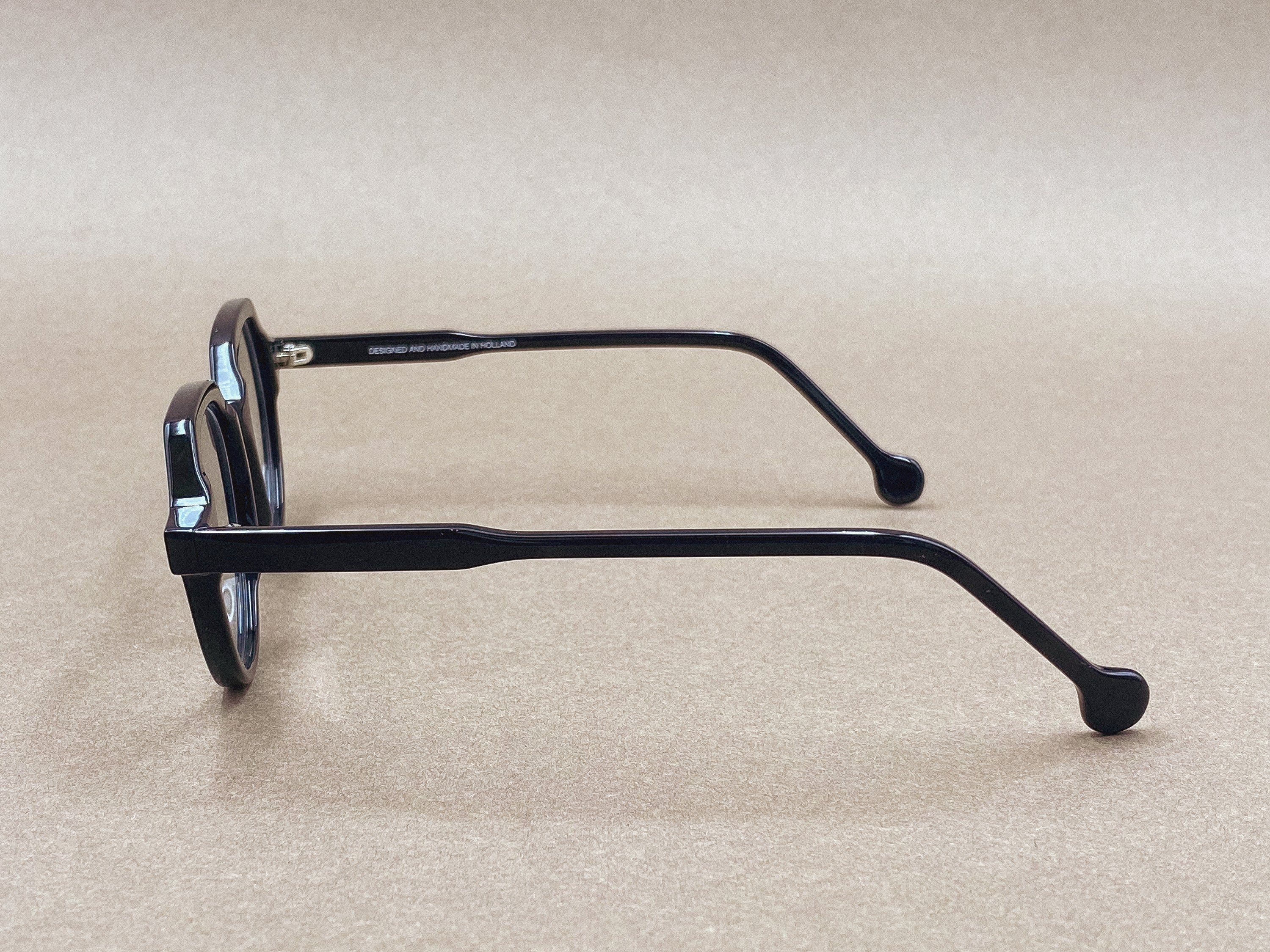 Preciosa 602 handmade glasses