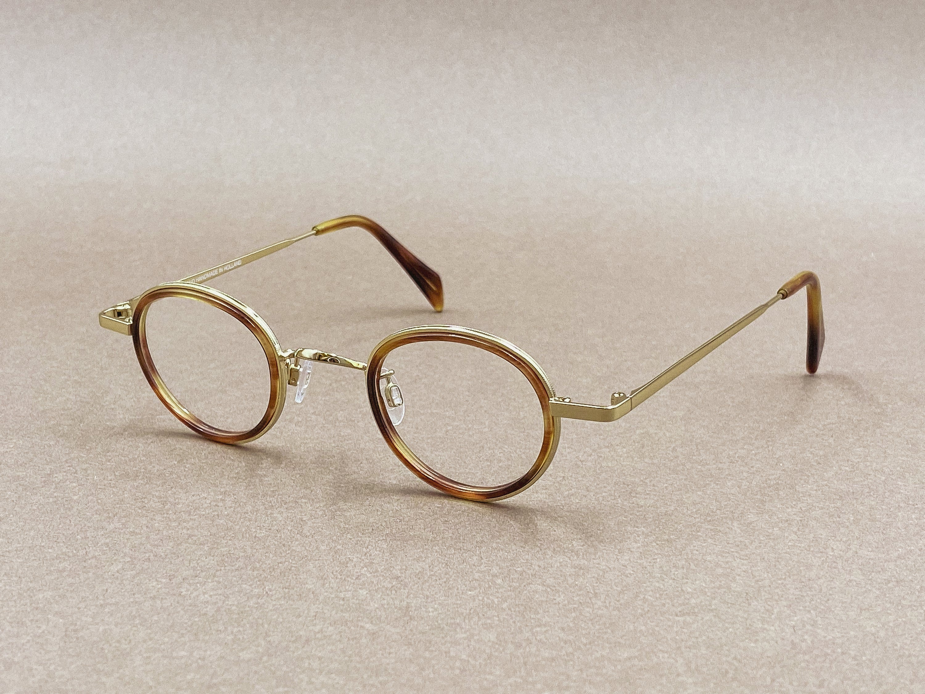 Preciosa 862 handmade glasses