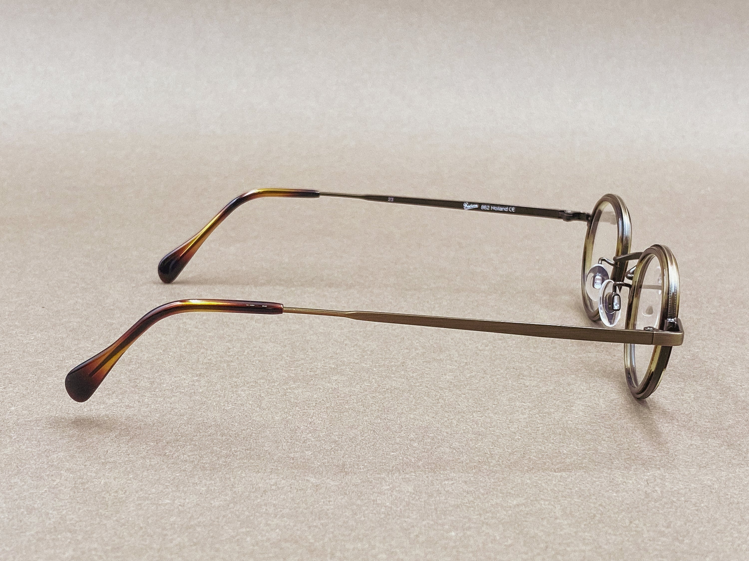 Preciosa 862 handmade glasses
