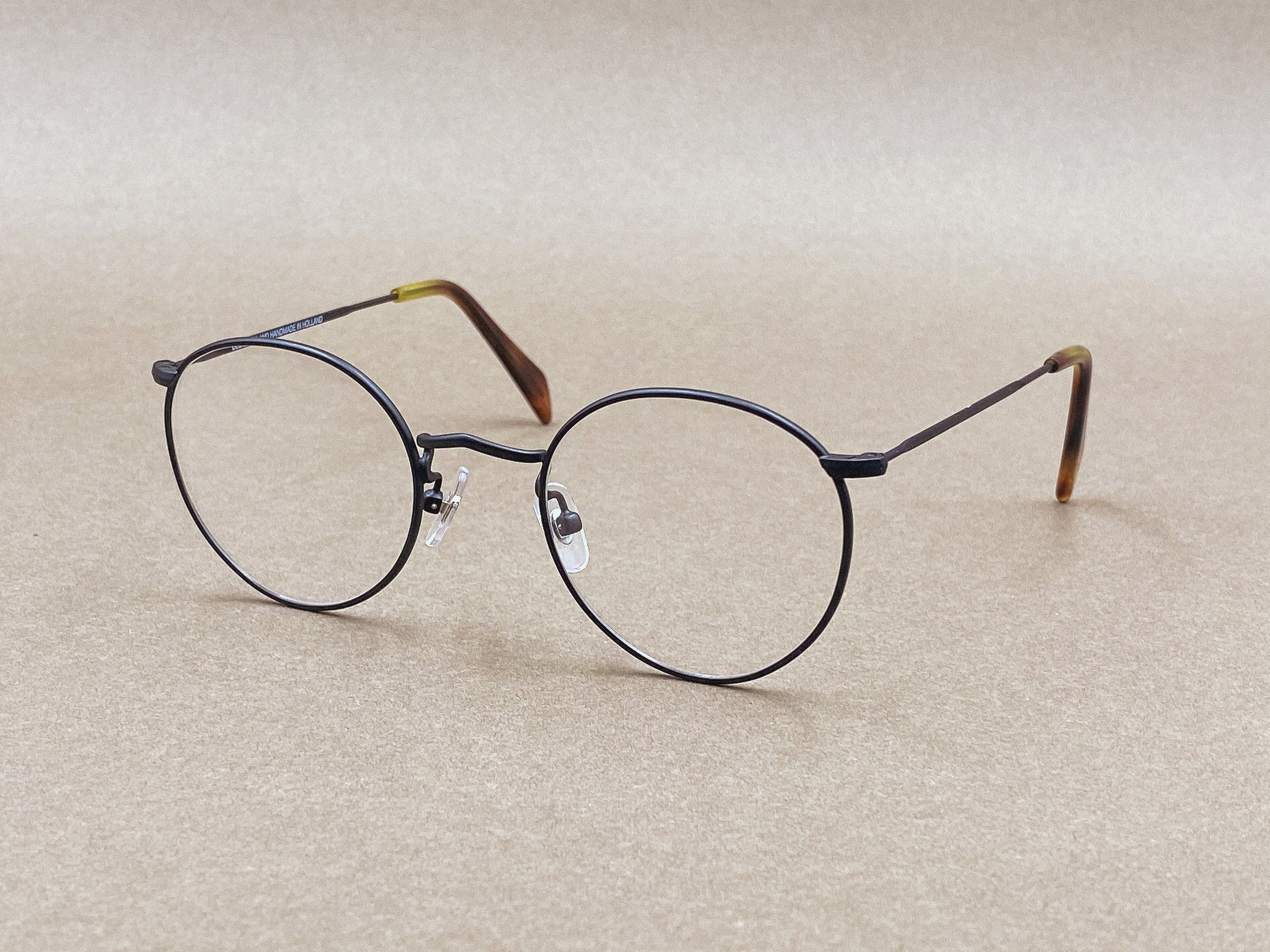 Preciosa 252 handmade glasses