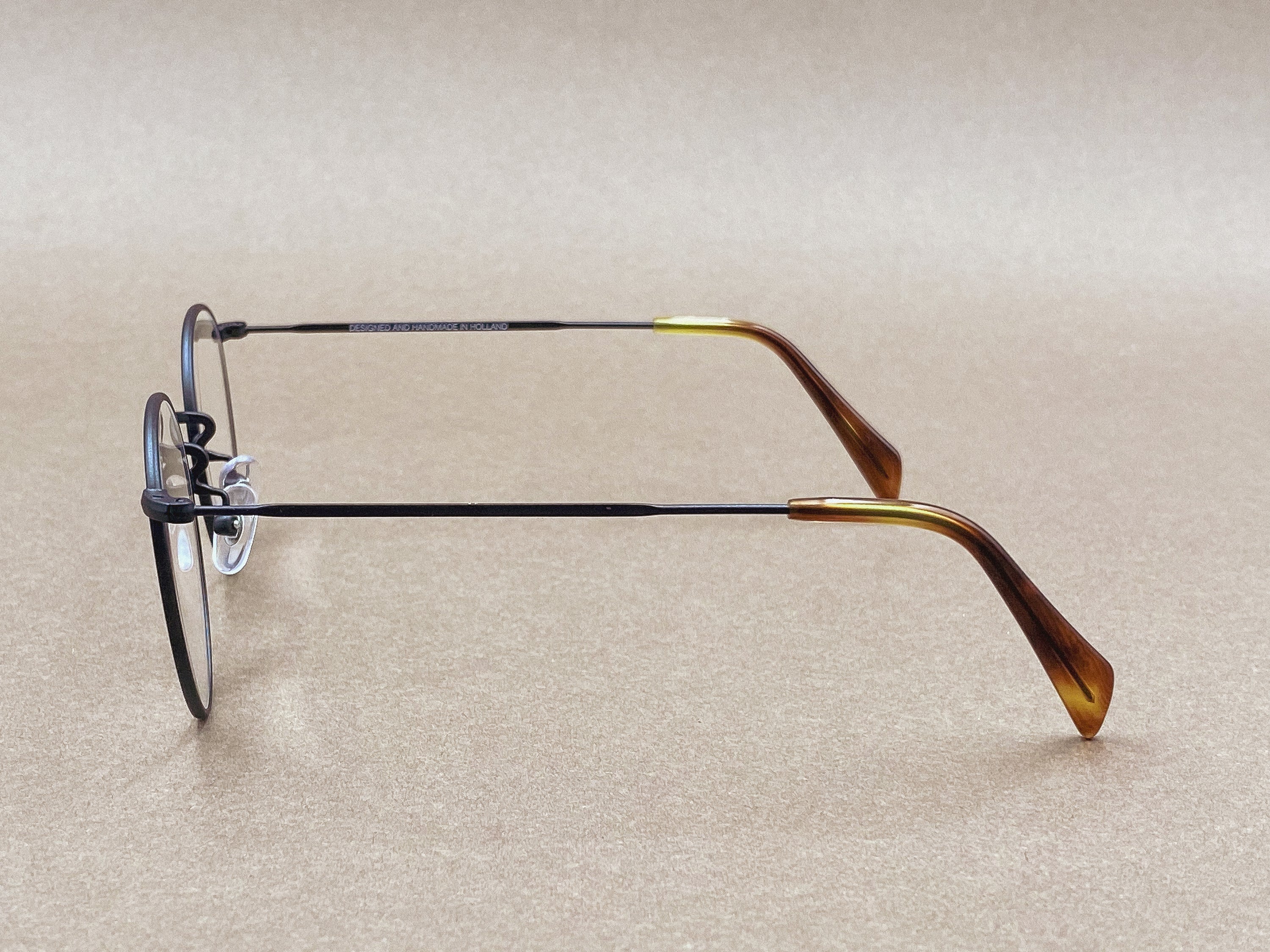 Preciosa 252 handmade glasses