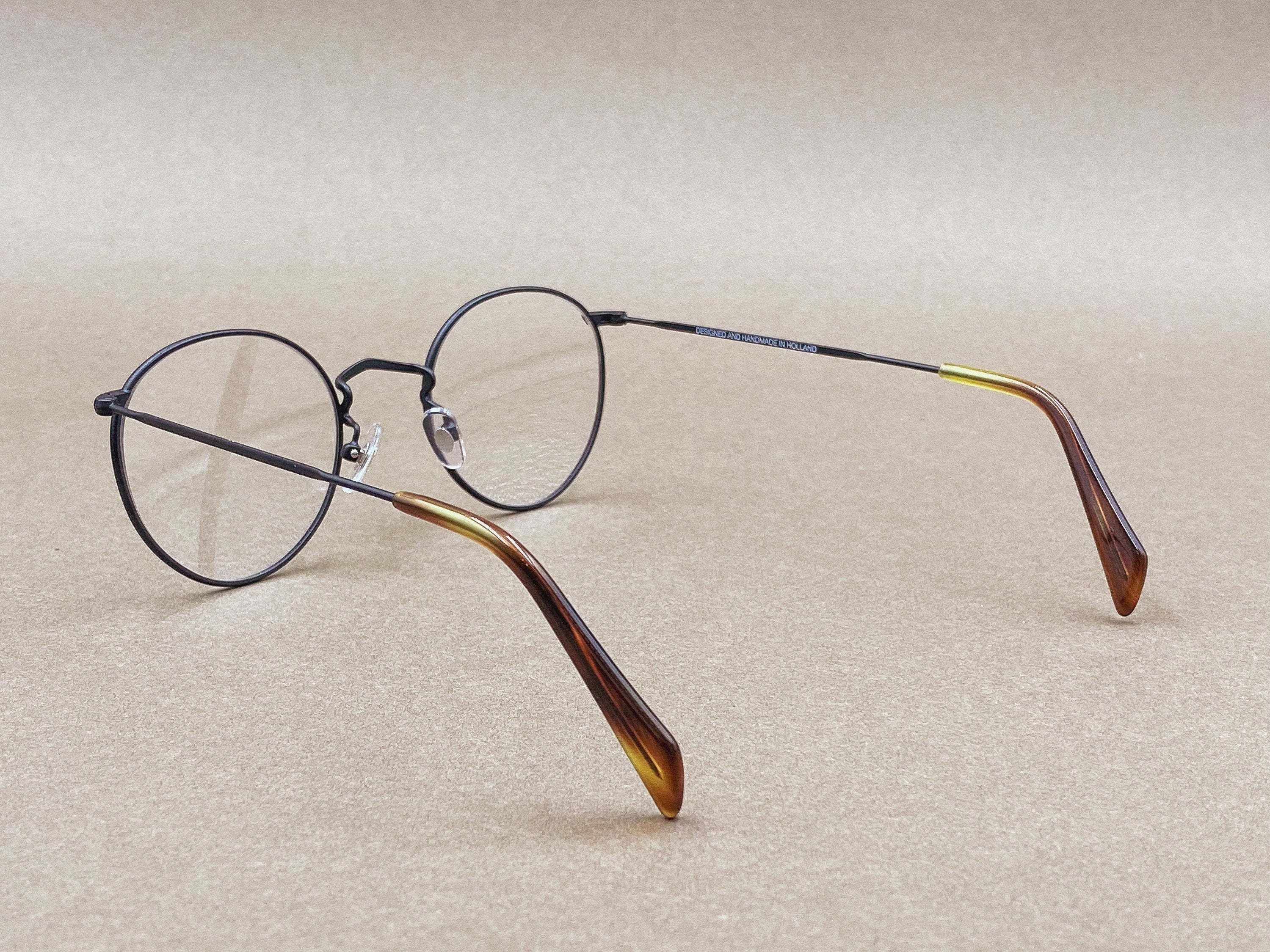 Preciosa 252 handmade glasses