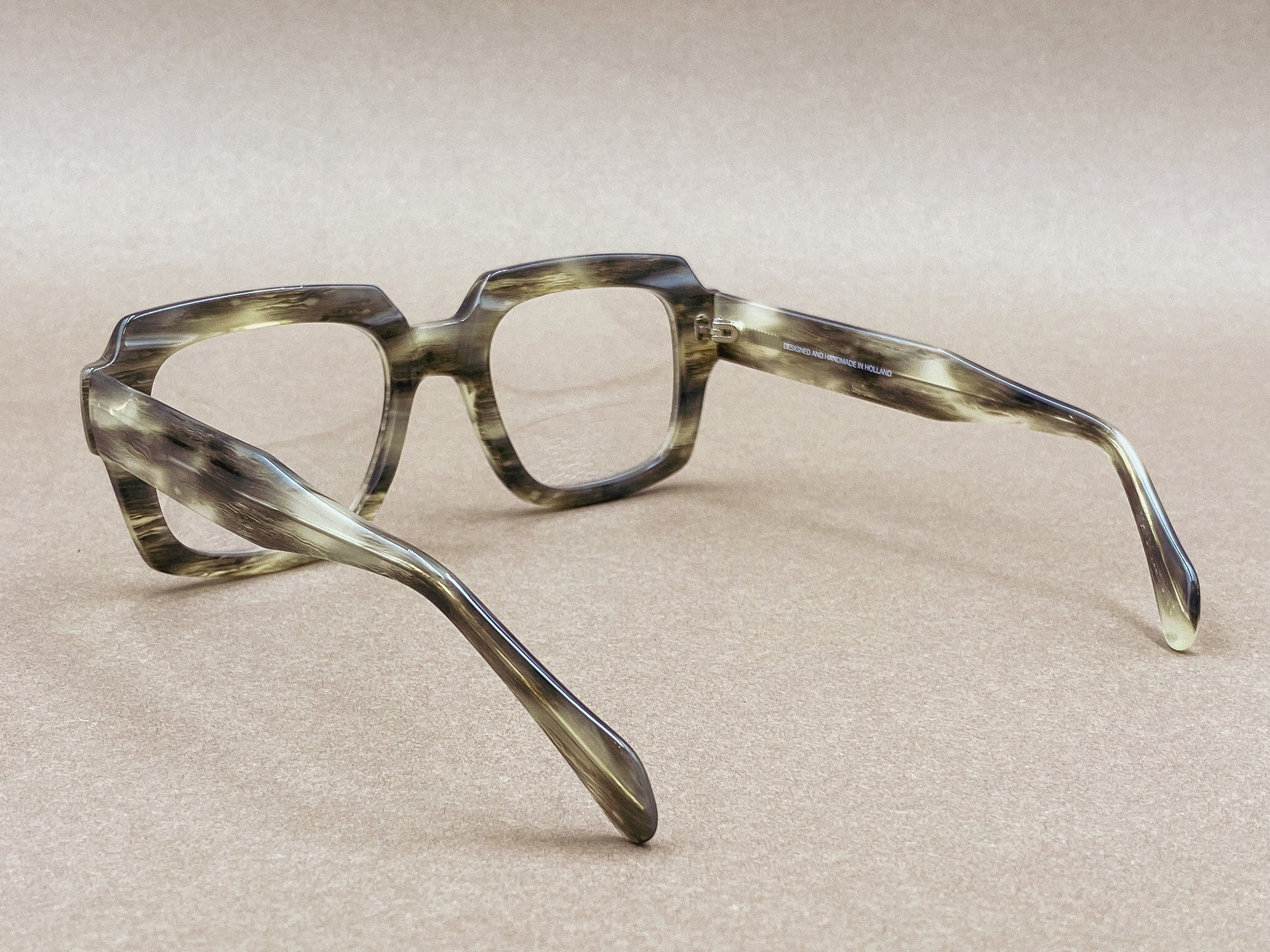 Preciosa 930 handmade glasses - marbled gray