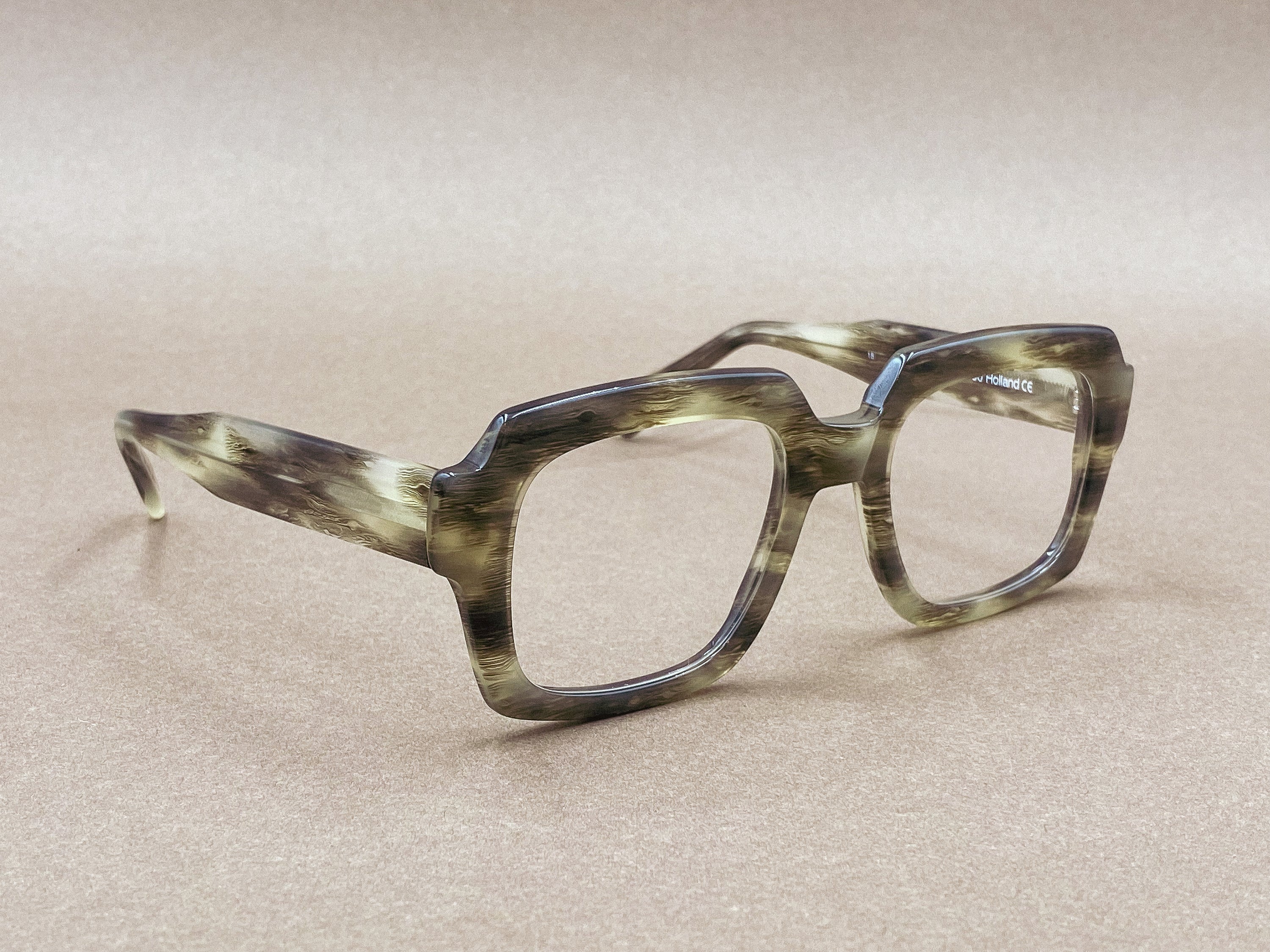 Preciosa 930 handmade glasses - marbled gray
