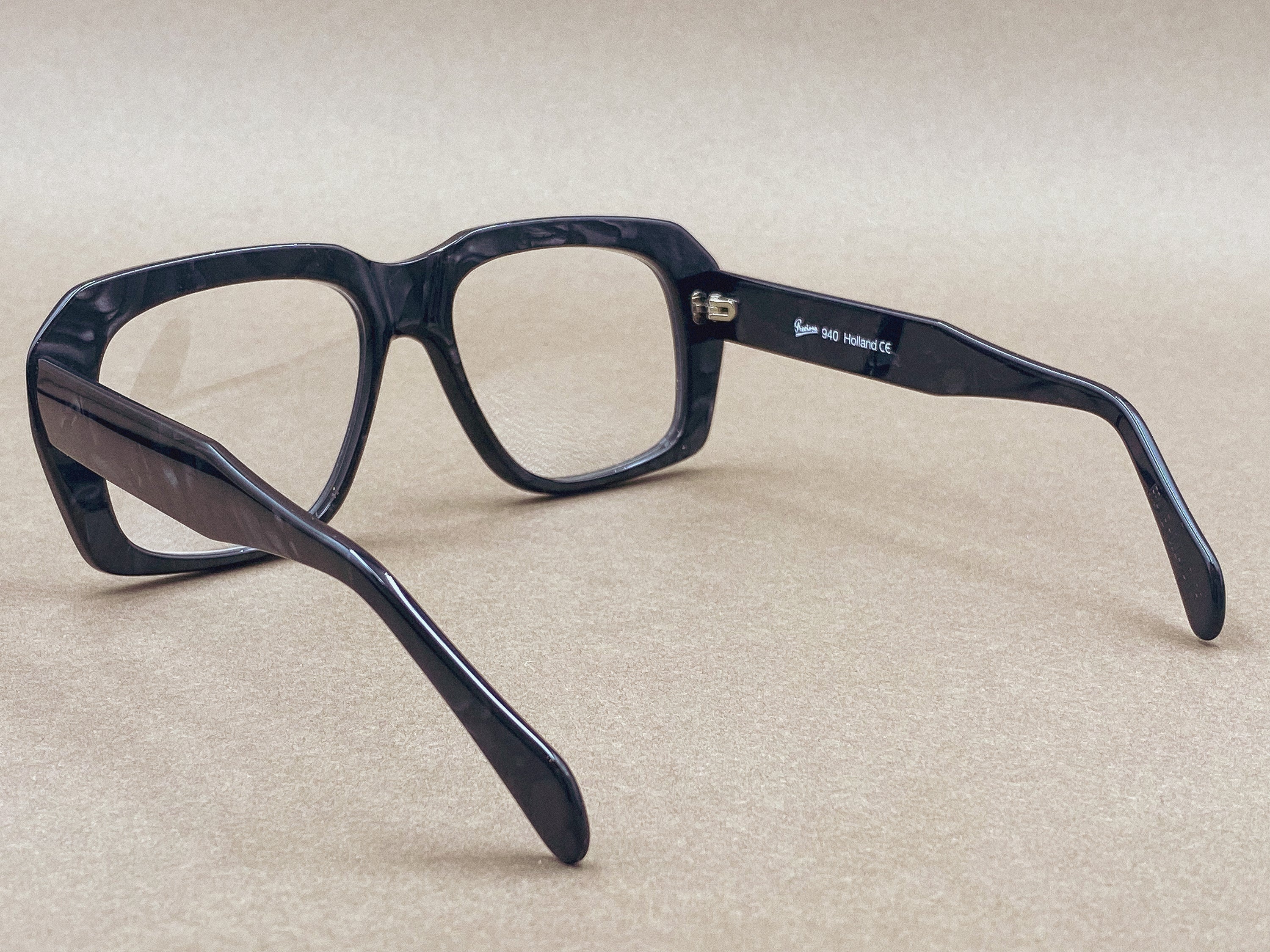 Preciosa 940 Ultra Goliath I Limited Edition glasses - dark marble