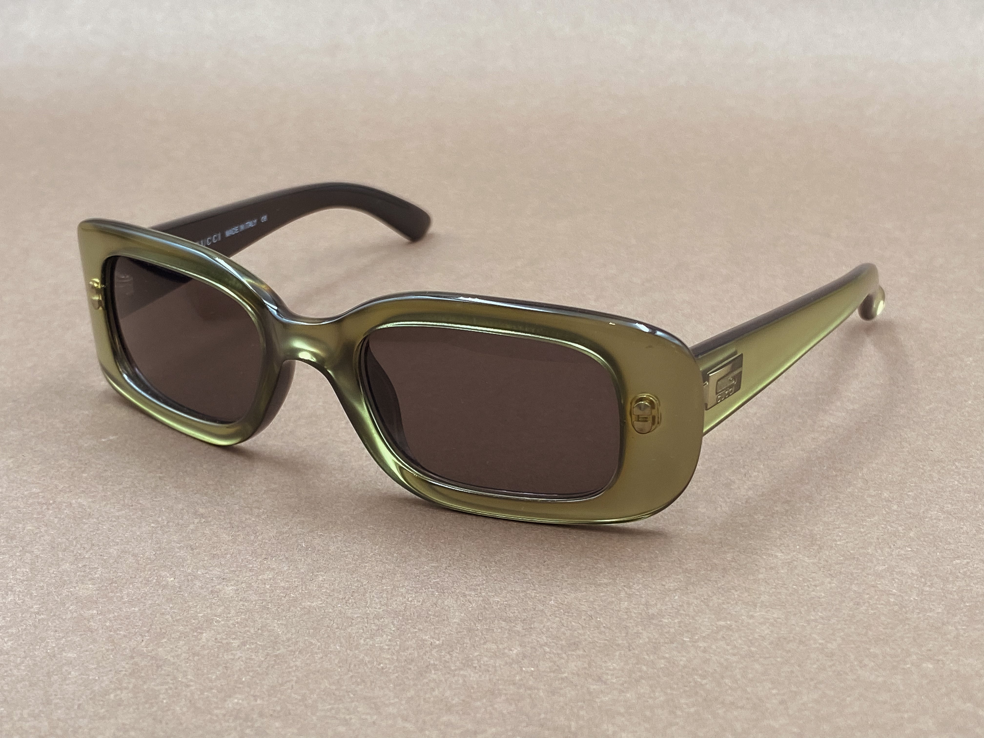 Gucci GG 2439/S 90s vintage sunglasses – The House of Iconic Frames