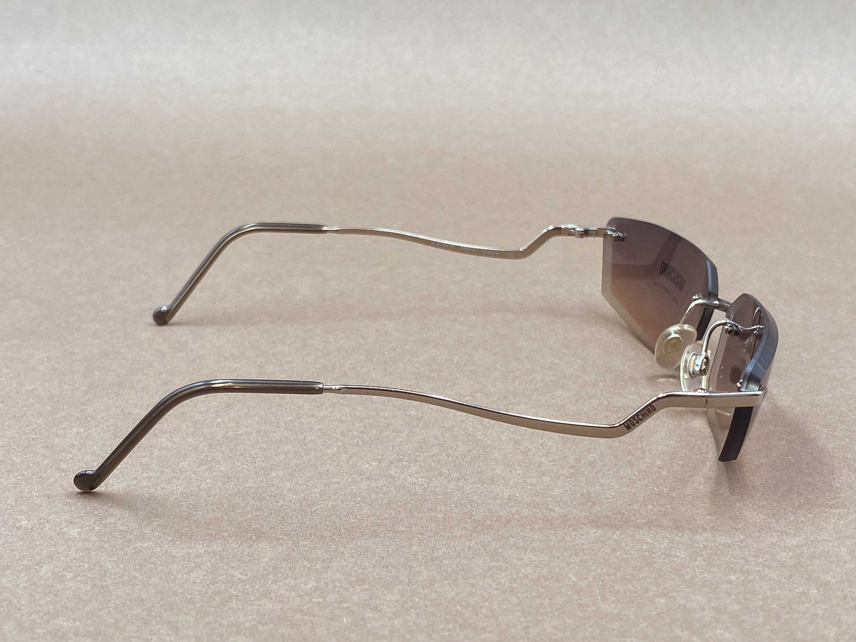 Moschino 3124-S 90s vintage sunglasses