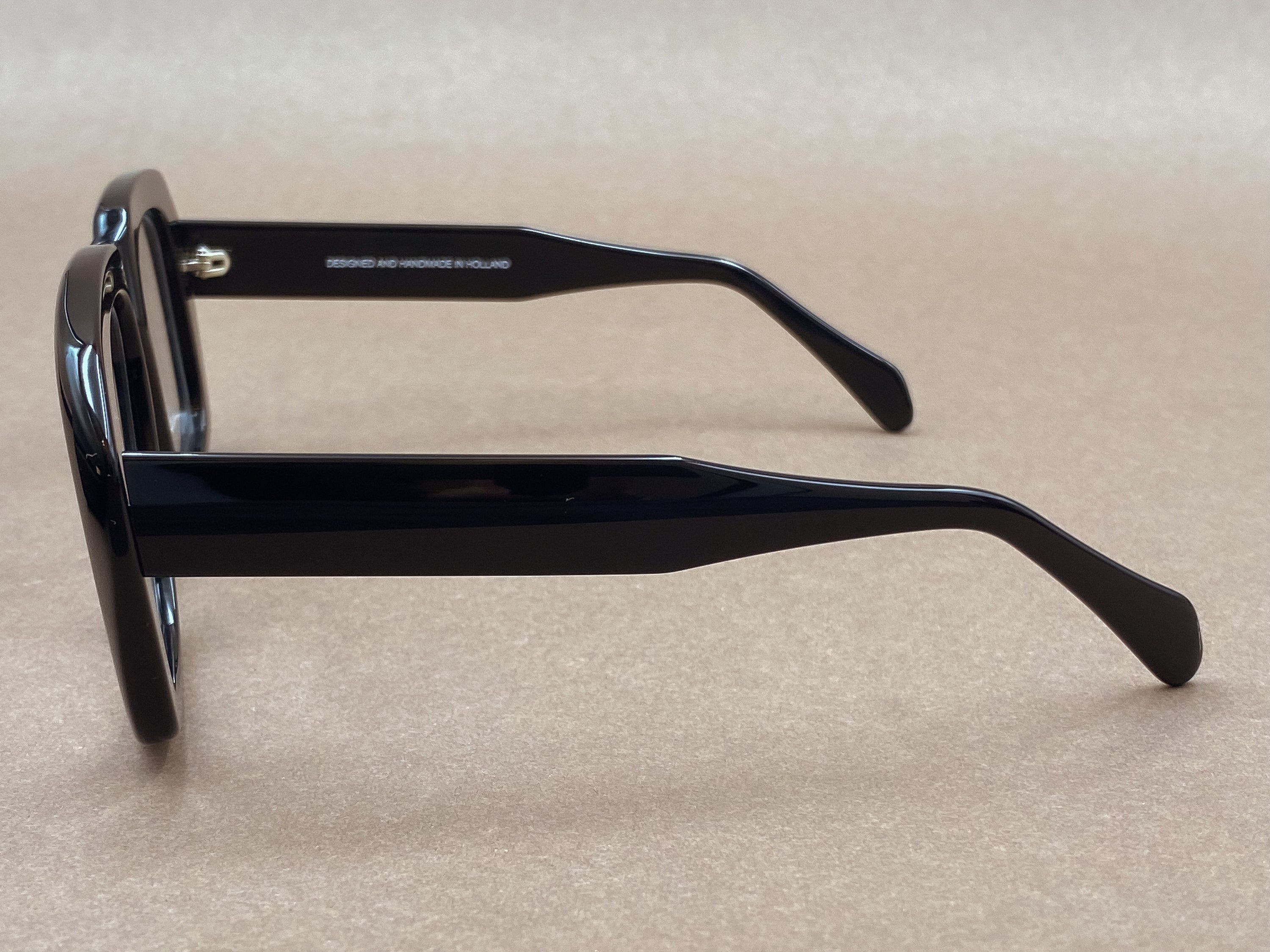 Preciosa 940 Ultra Goliath I iconic glasses 58mm