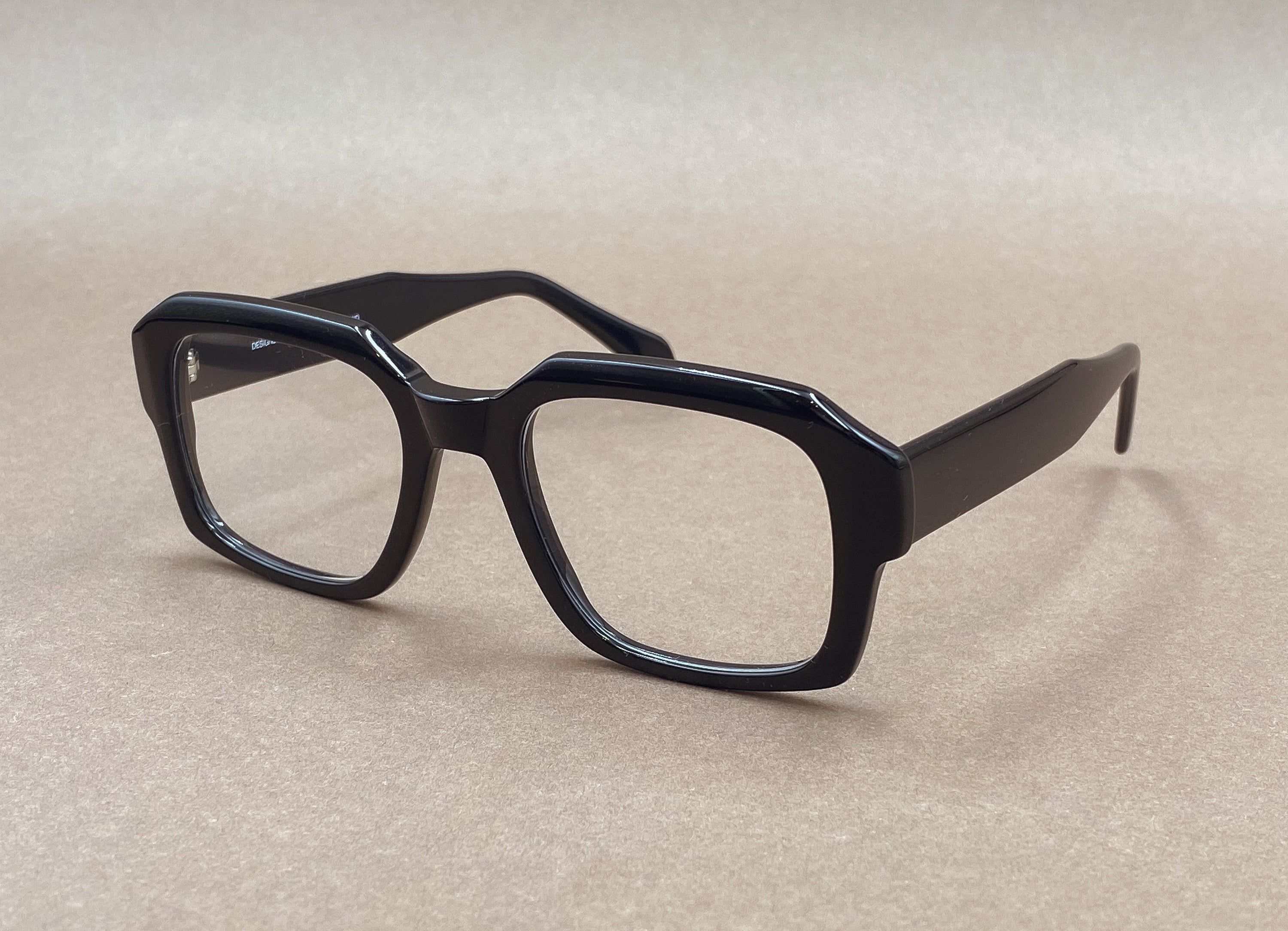 Preciosa 931 handmade glasses - black