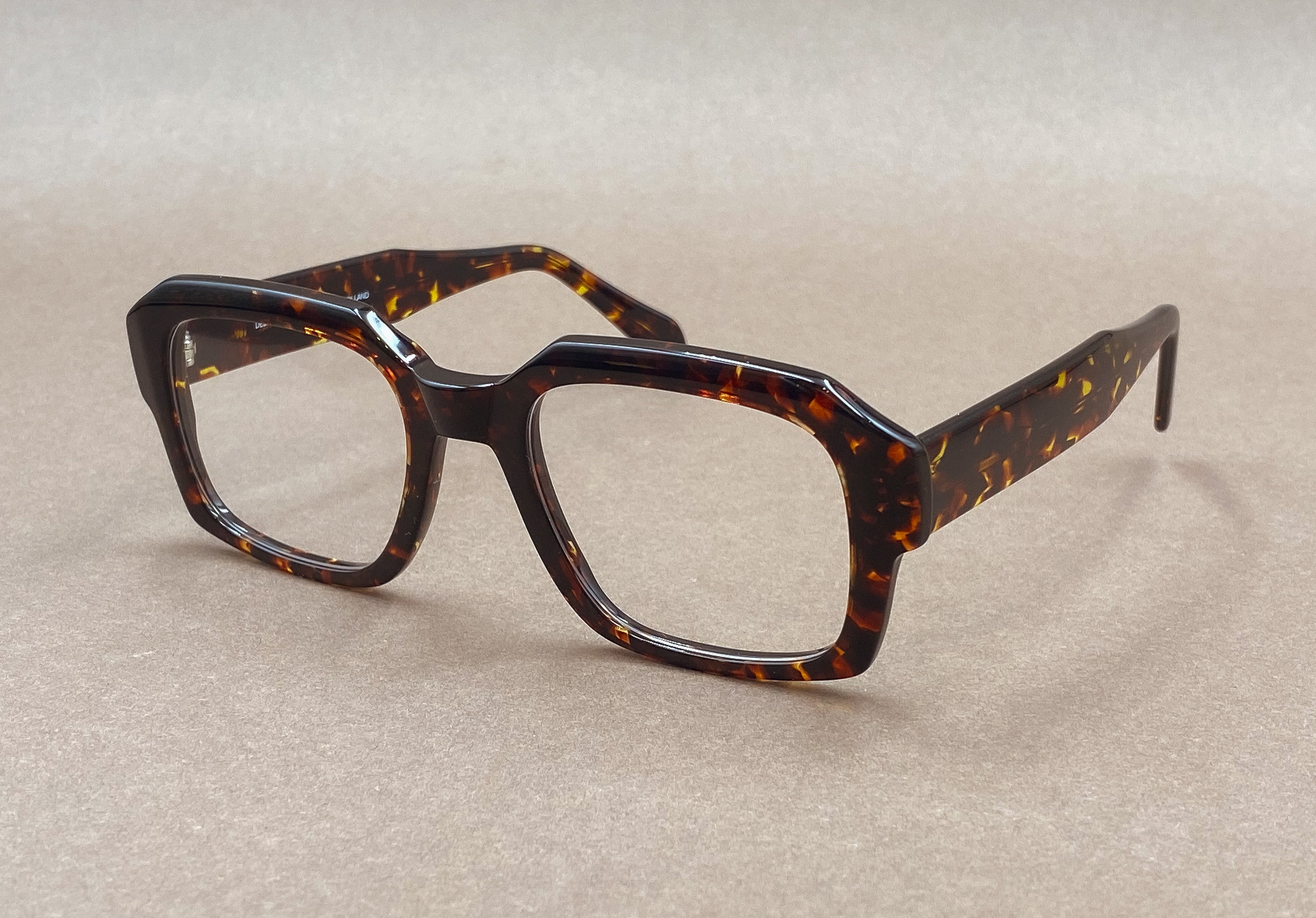 Preciosa 931 handmade glasses - brown tortoise
