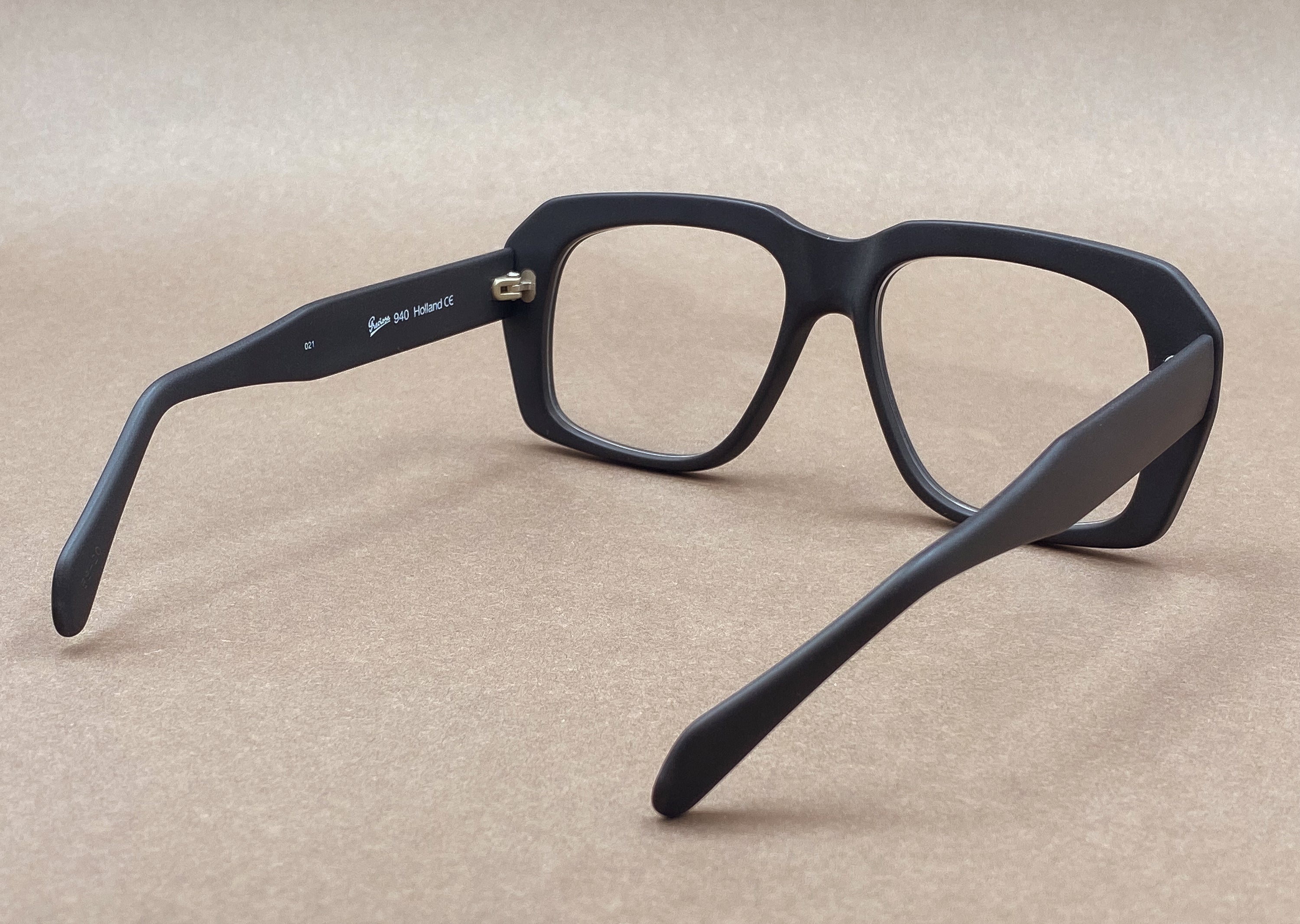 Preciosa 940 Ultra Goliath I iconic glasses 58mm