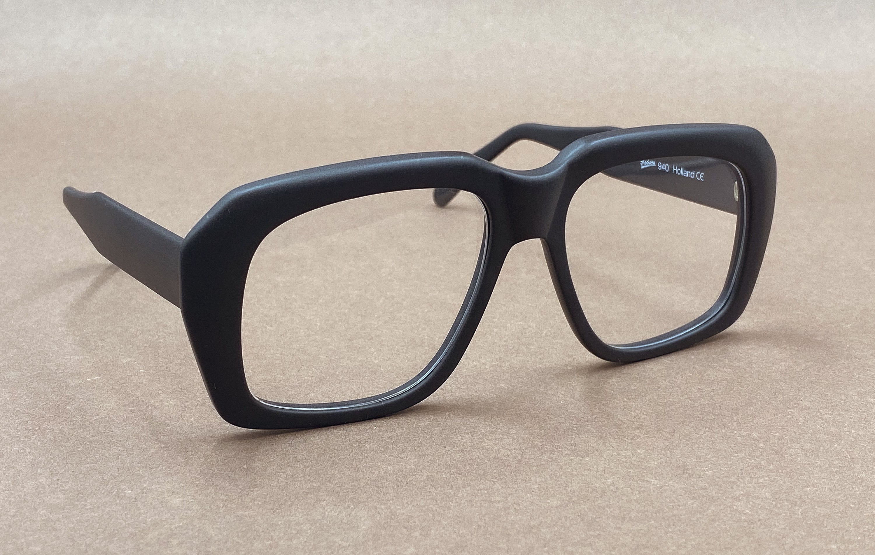 Preciosa 940 Ultra Goliath I iconic glasses 58mm