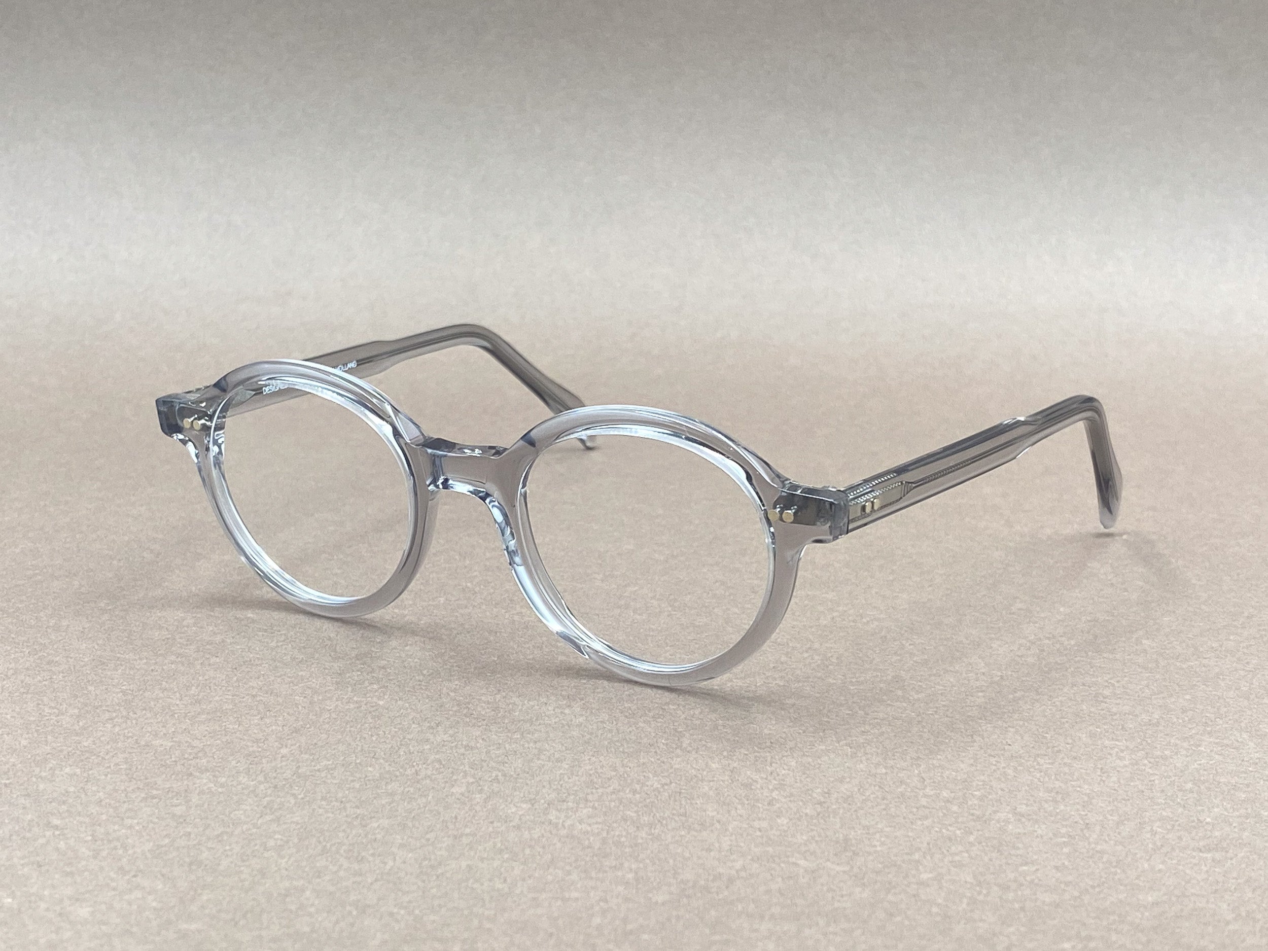 Preciosa 611 handmade glasses - clear gray