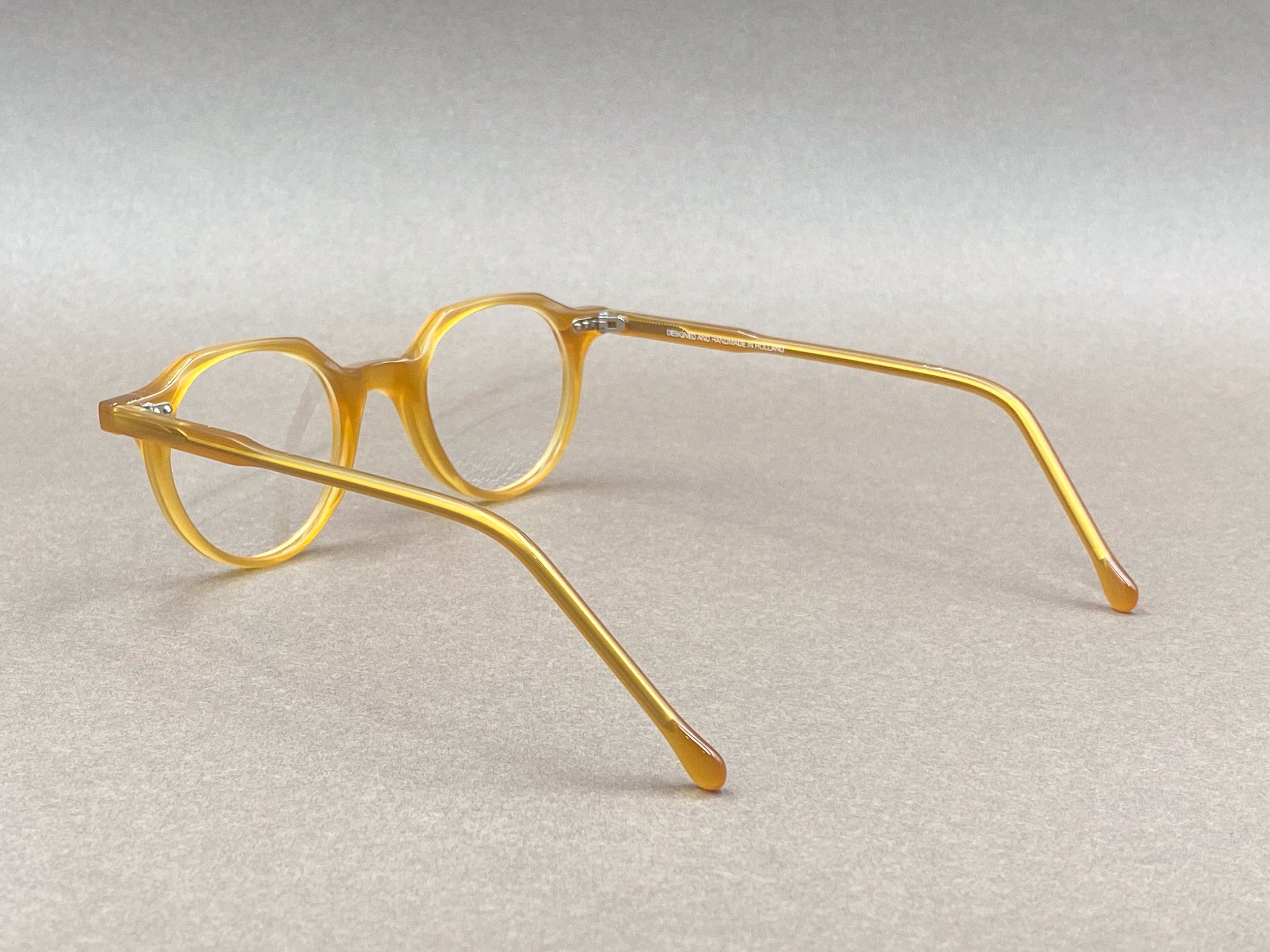Preciosa 791 handmade glasses - amber