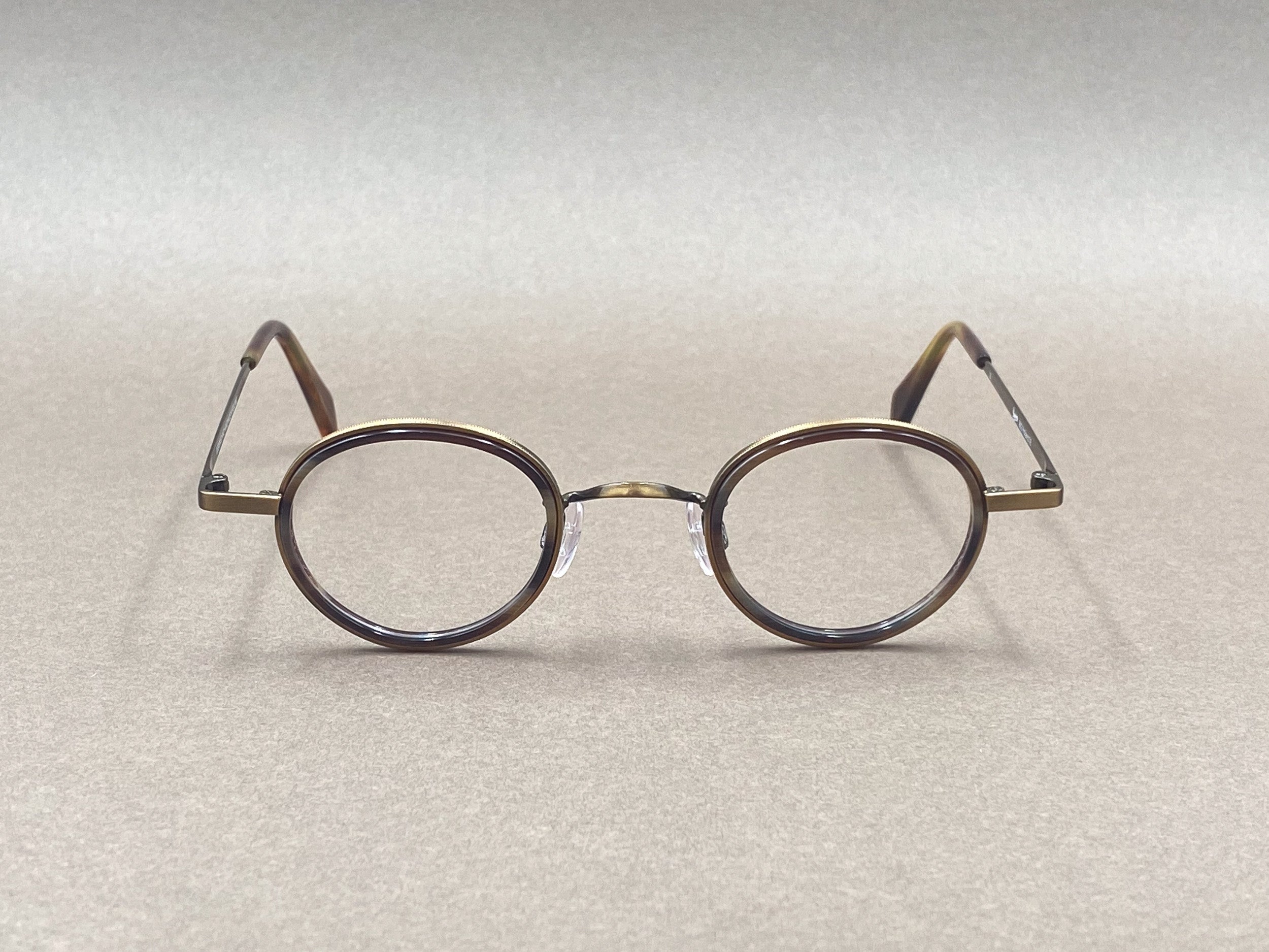 Preciosa 862 handmade glasses