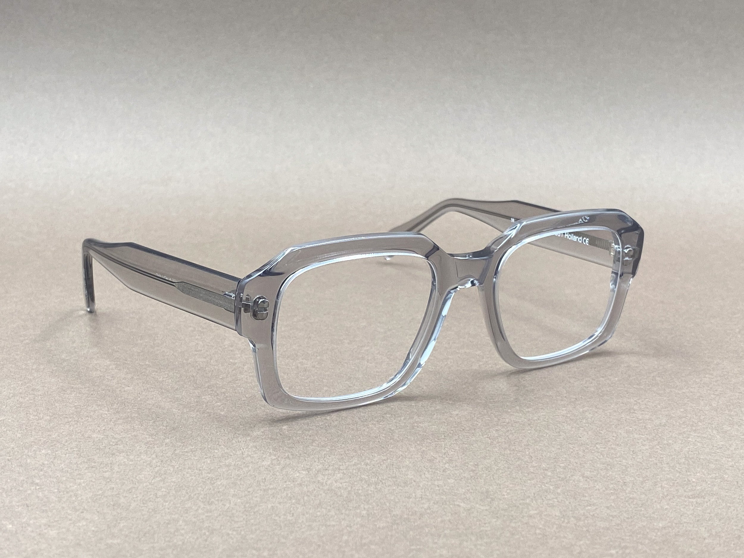 Preciosa 931 handmade glasses - clear gray