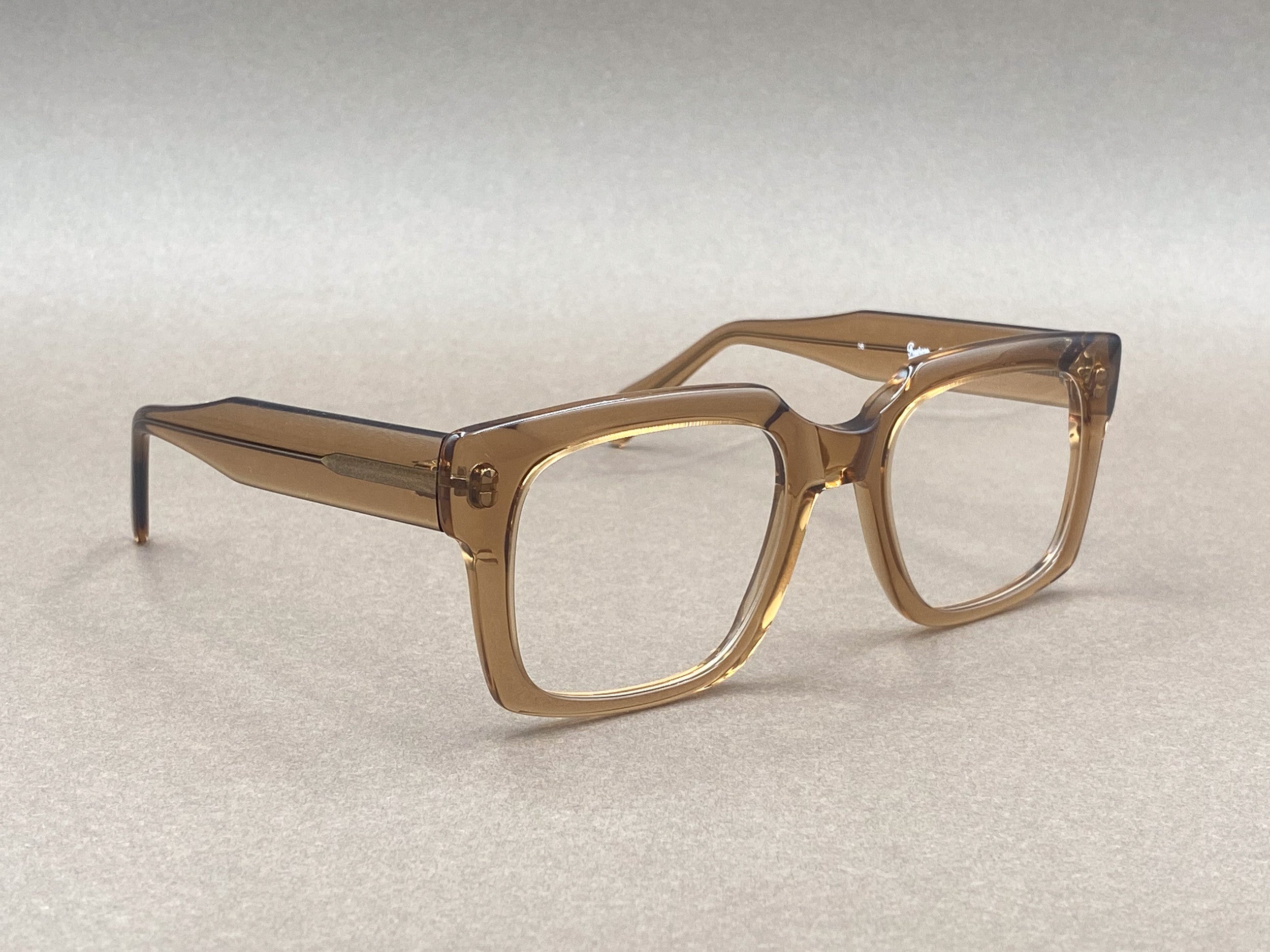 Preciosa 932 handmade glasses - clear beige