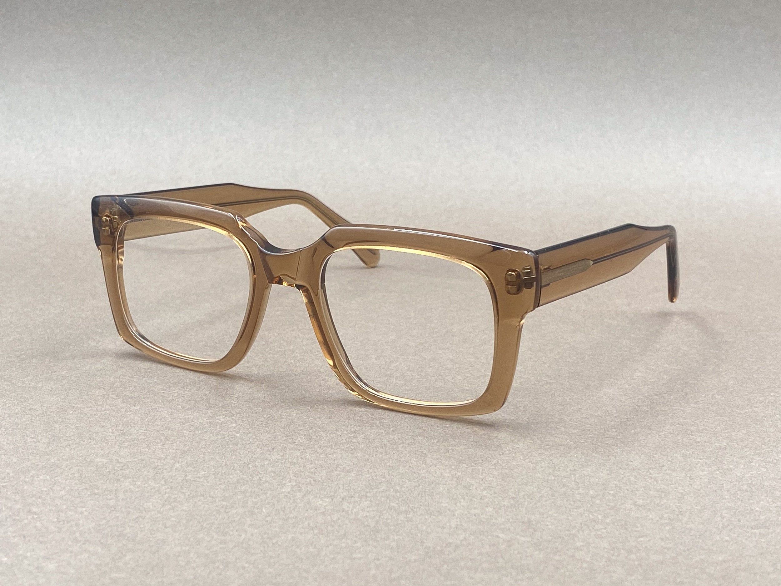 Preciosa 932 handmade glasses - clear beige