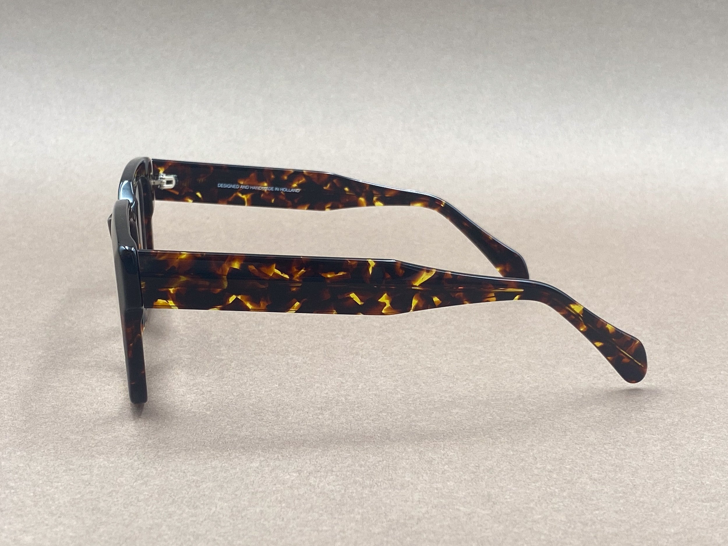 Preciosa 932 handmade glasses - havana brown