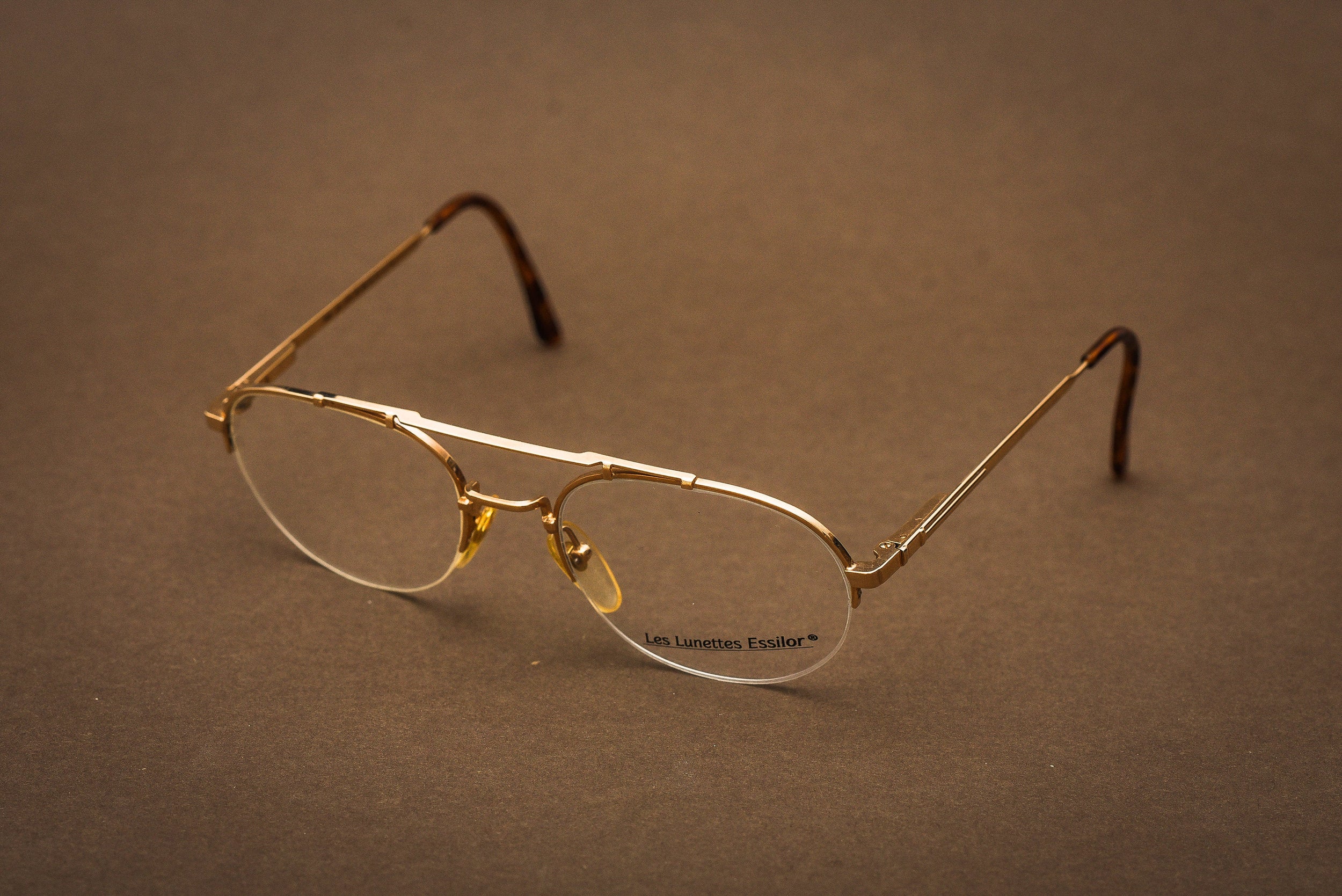 Les Lunettes Essilor 545 glasses